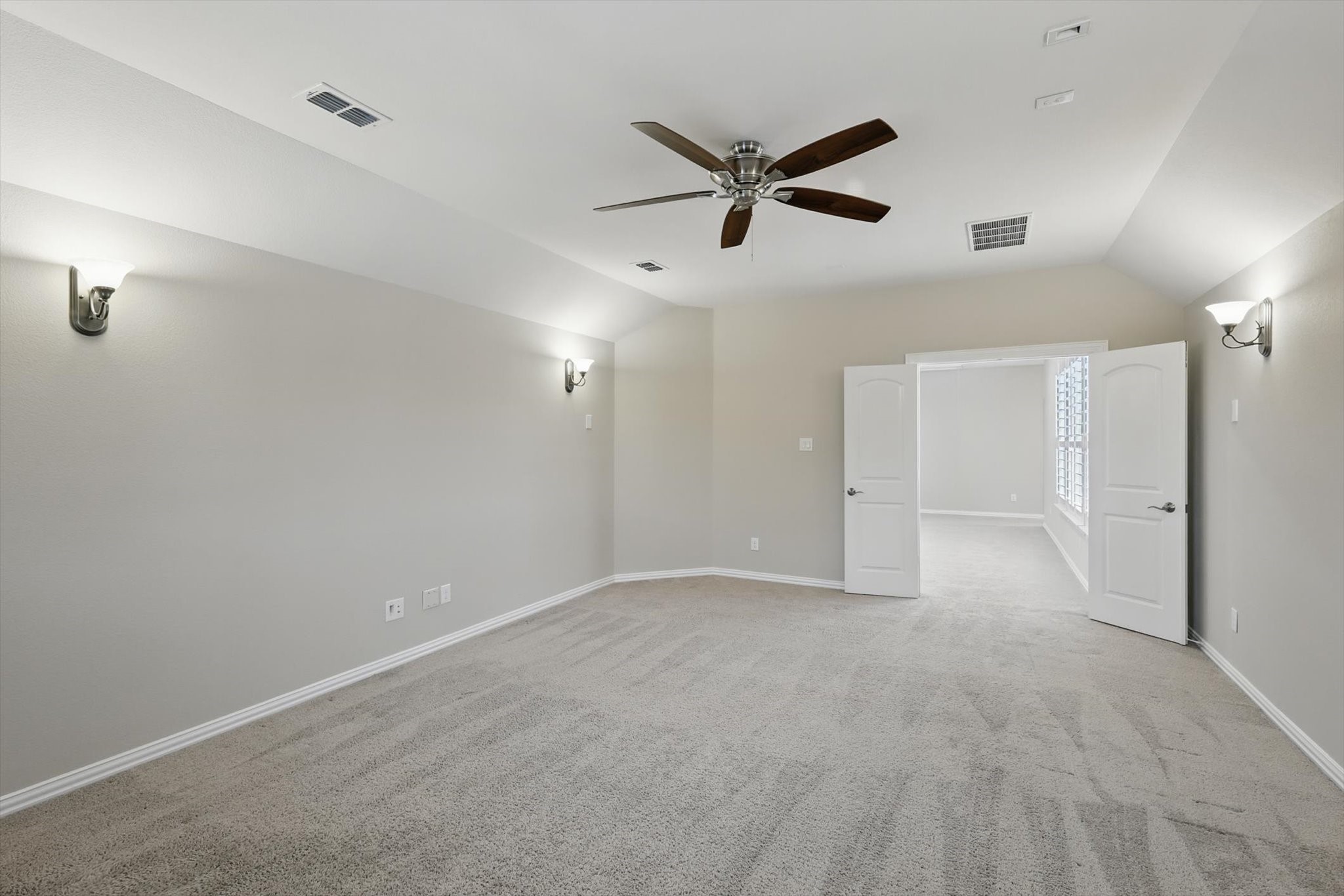 2866 Milsons Point Drive