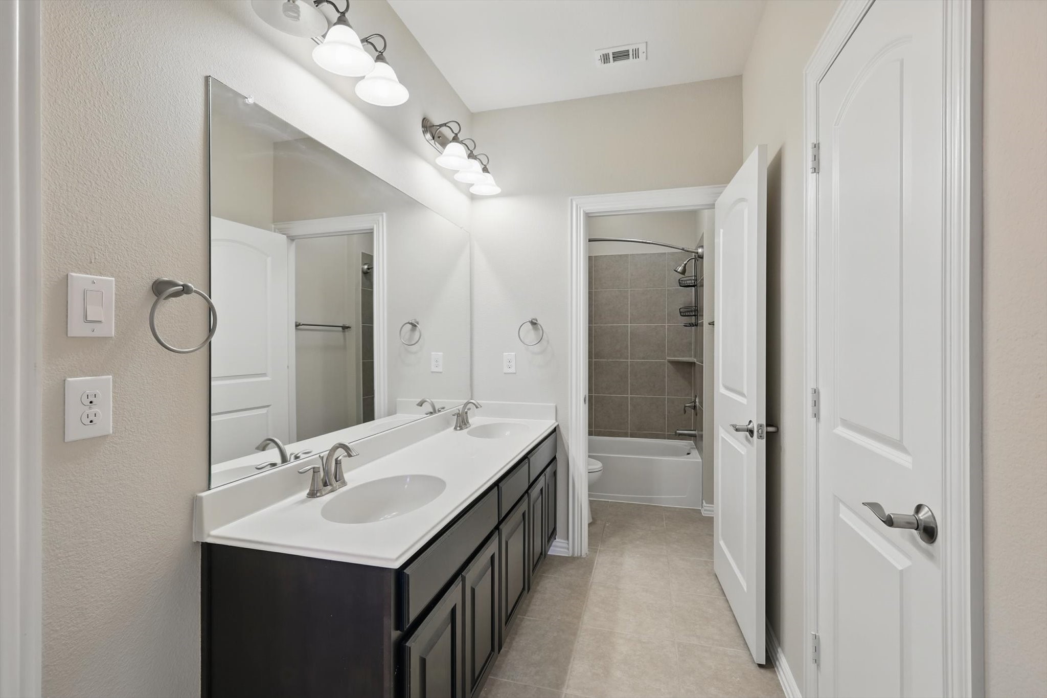 2866 Milsons Point Drive