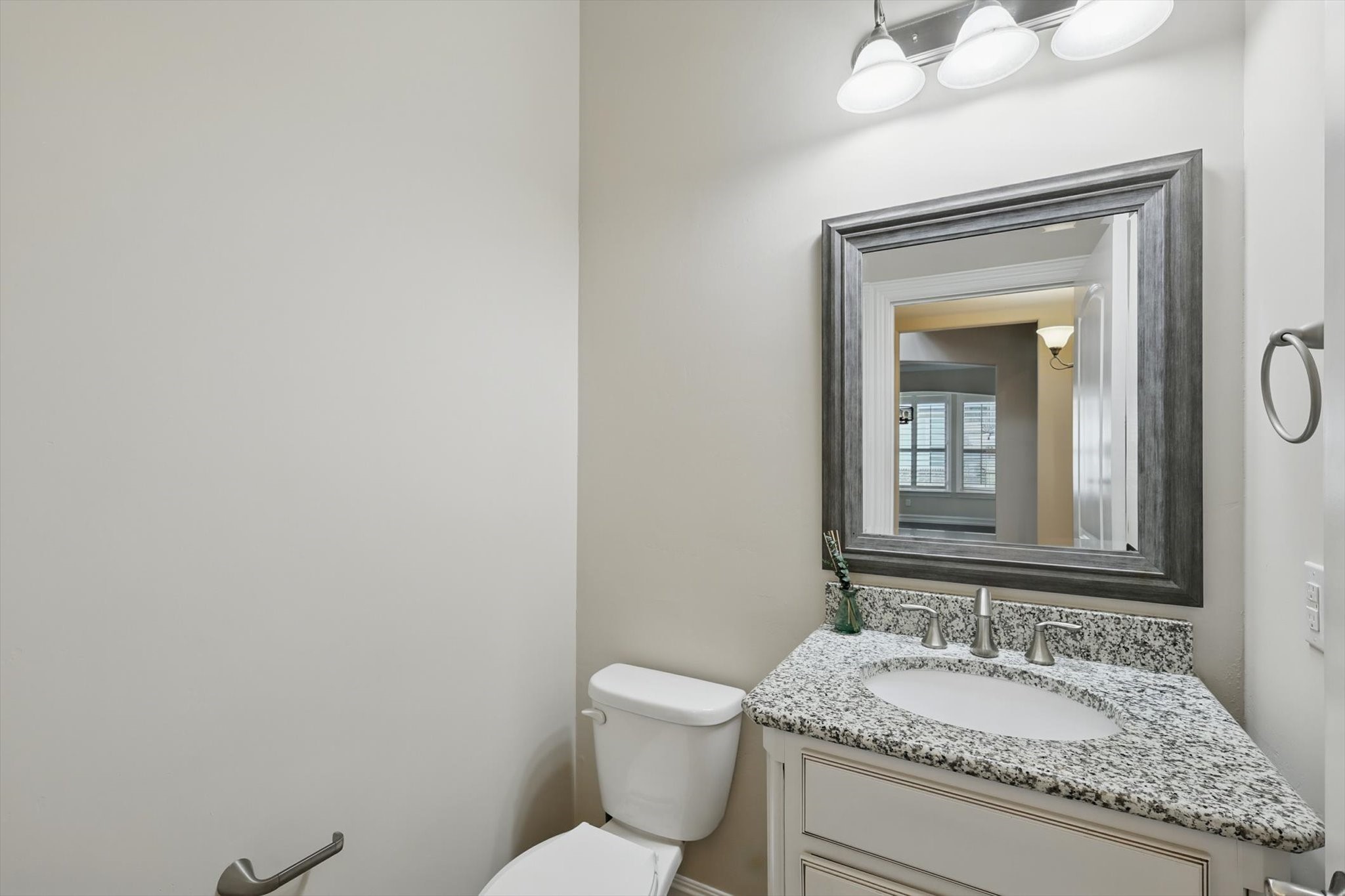 2866 Milsons Point Drive