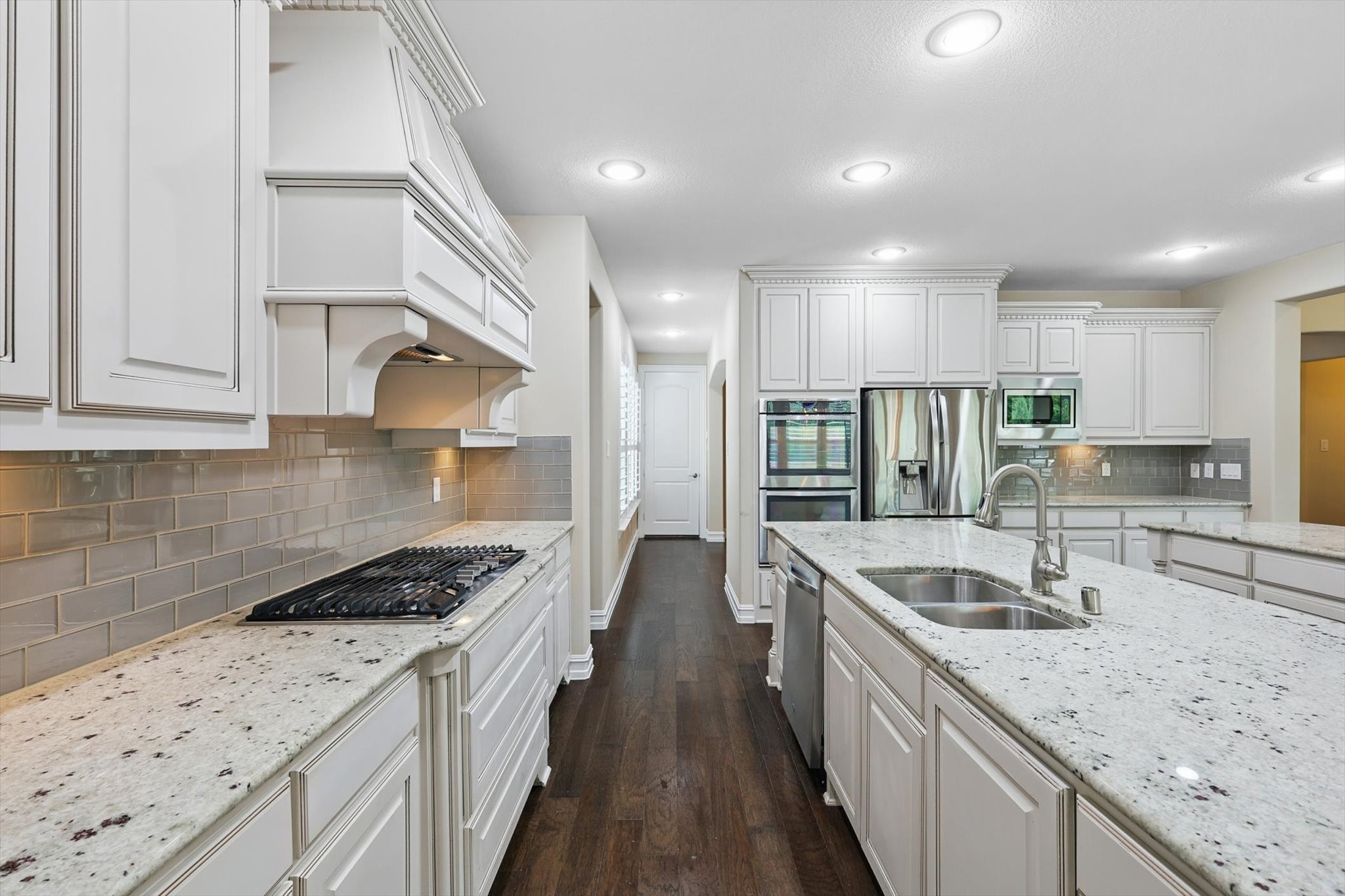 2866 Milsons Point Drive