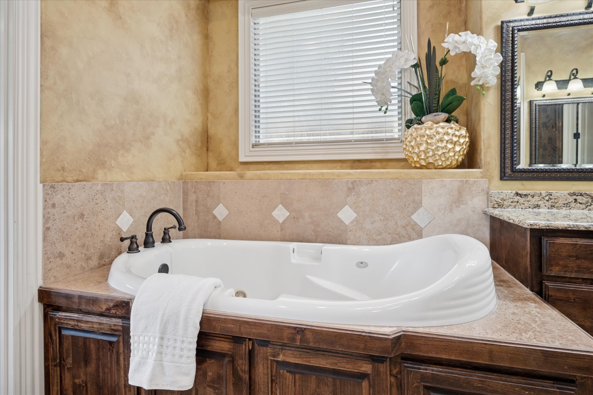 8116 Long Trail Drive