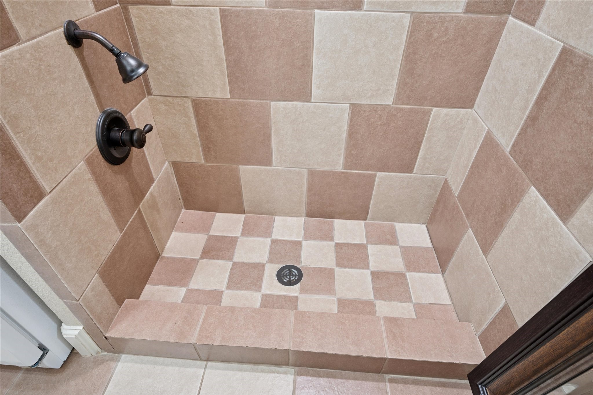 8116 Long Trail Drive