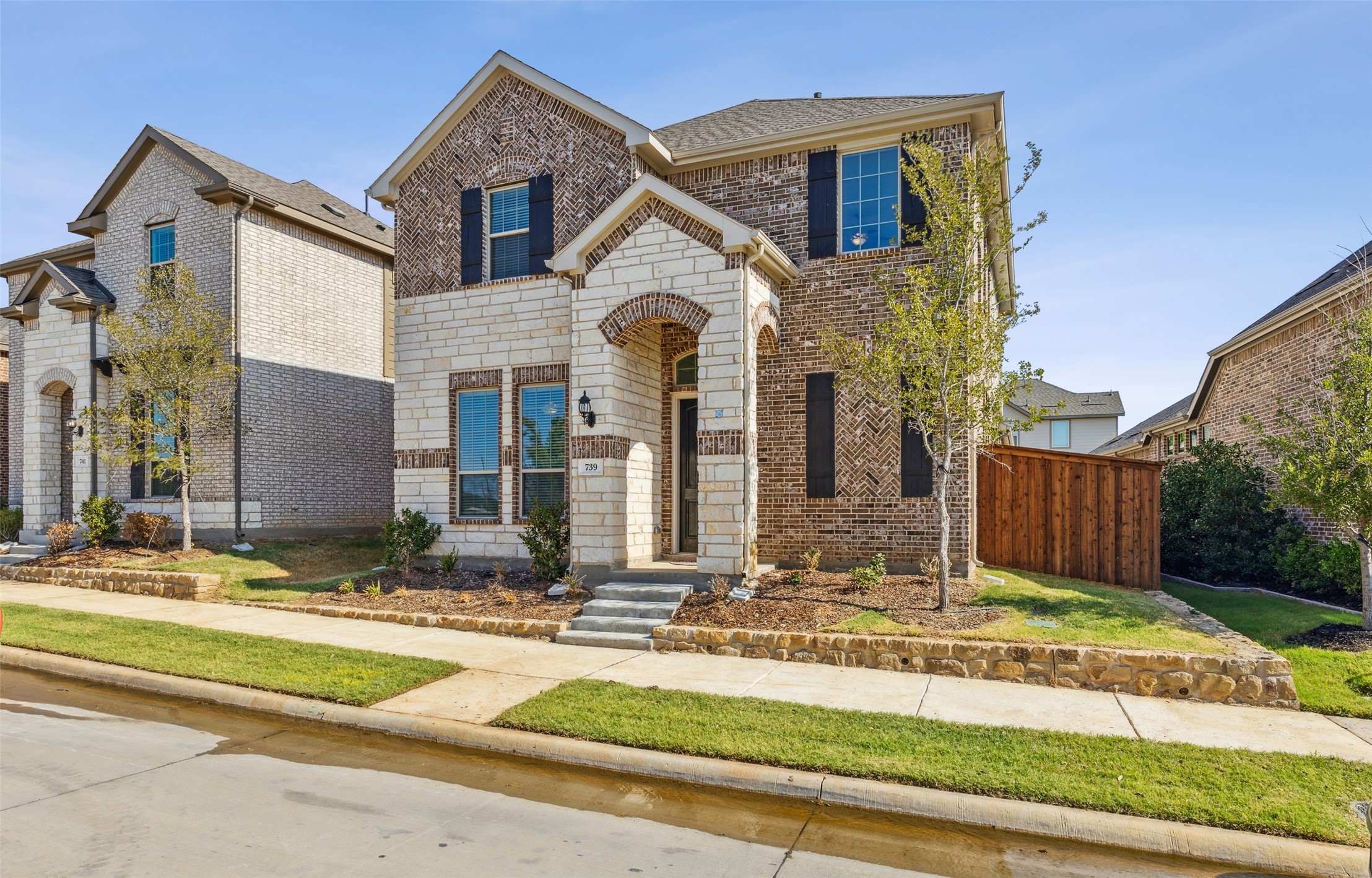 739 Waterbrook Parkway