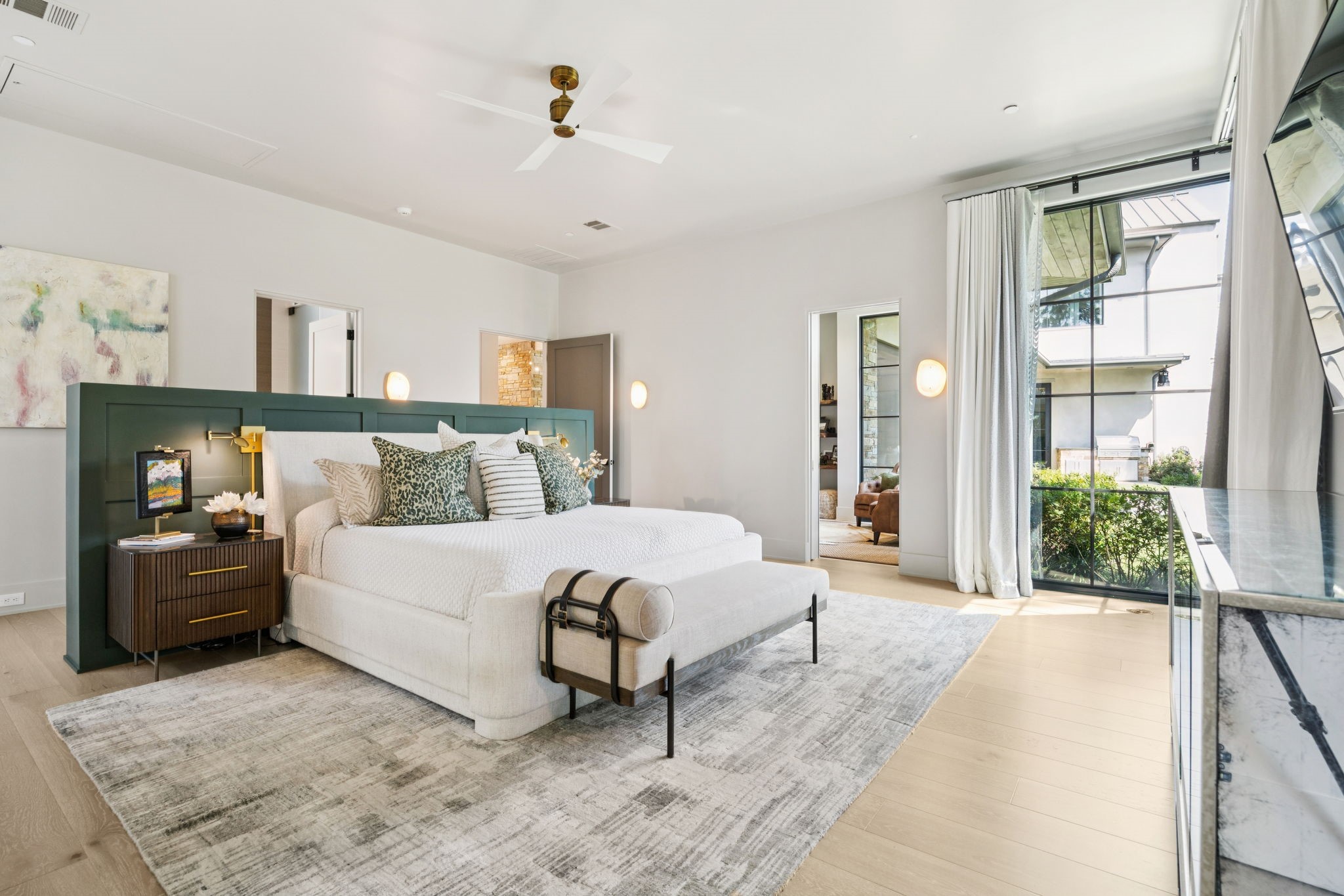 1502 Bluffview Drive