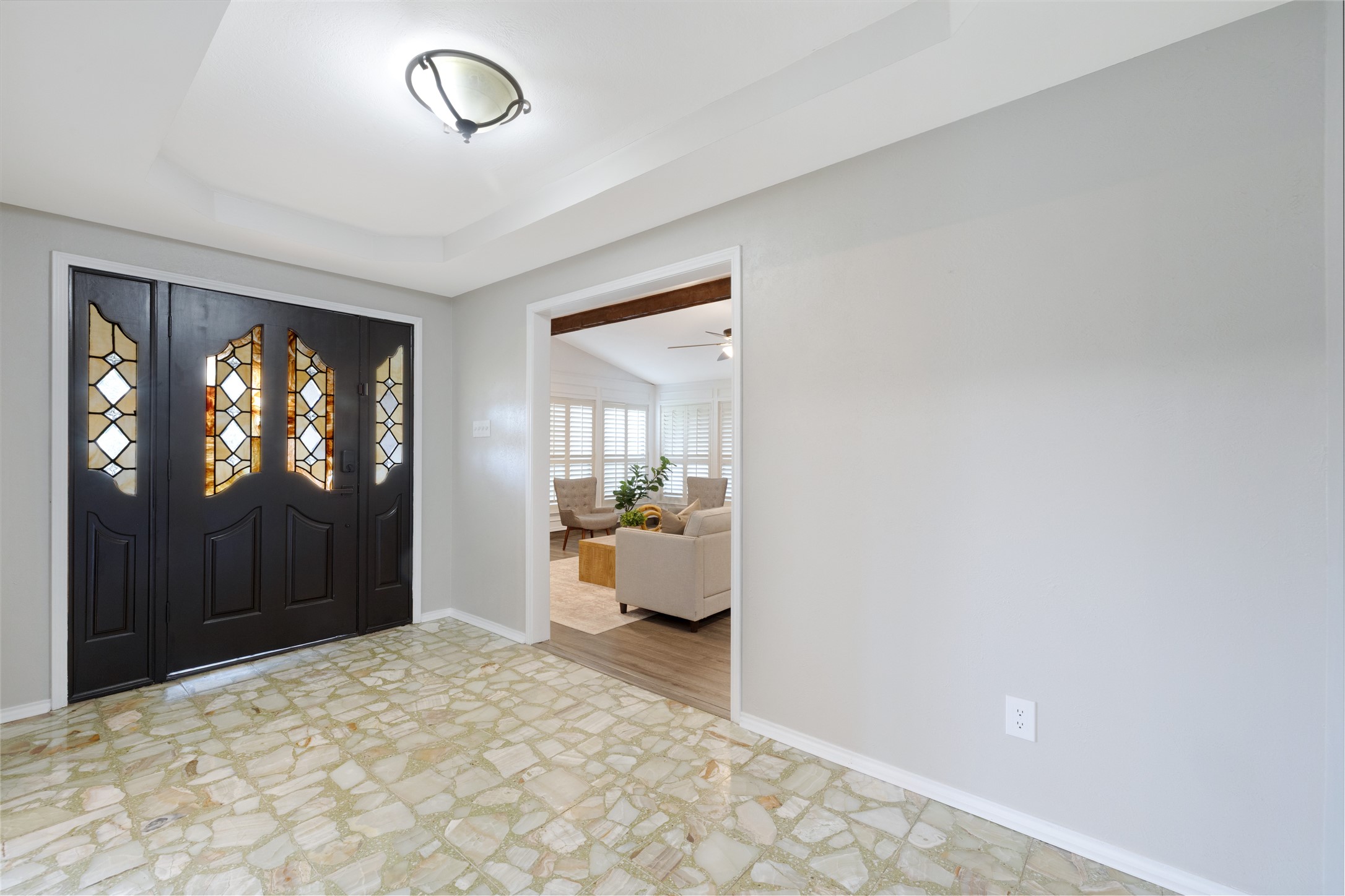 101 Circleview Drive S