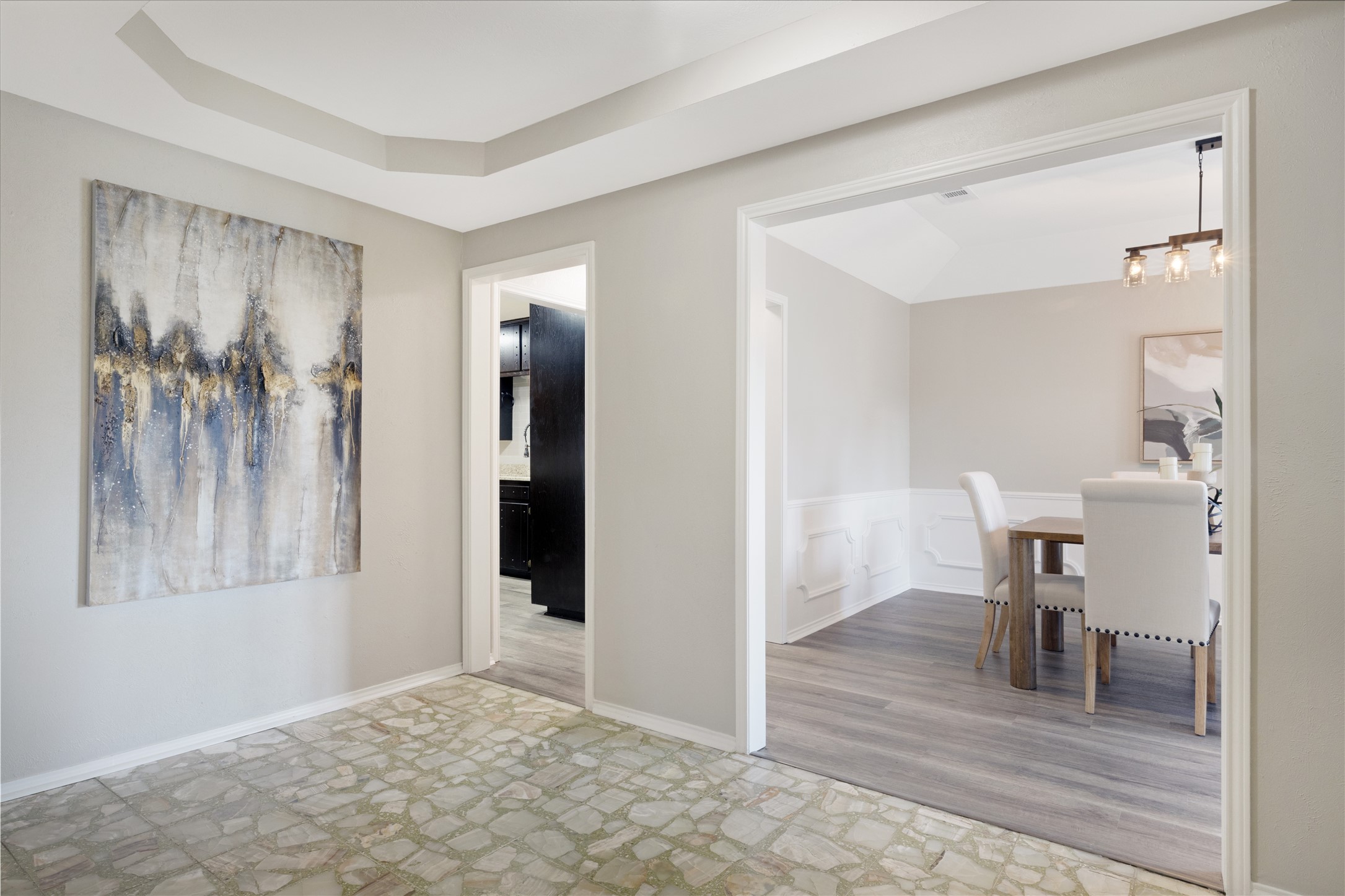 101 Circleview Drive S