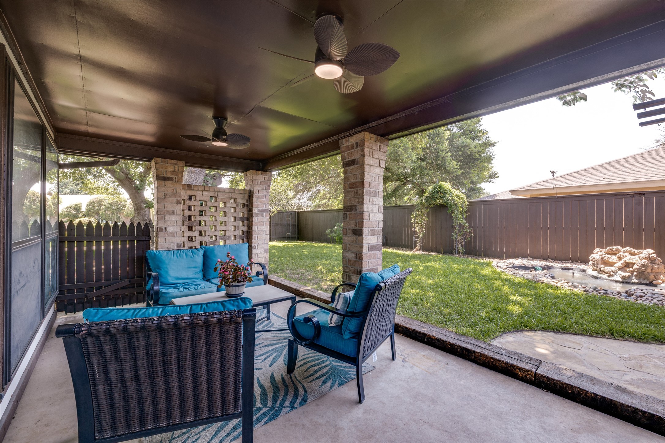 101 Circleview Drive S