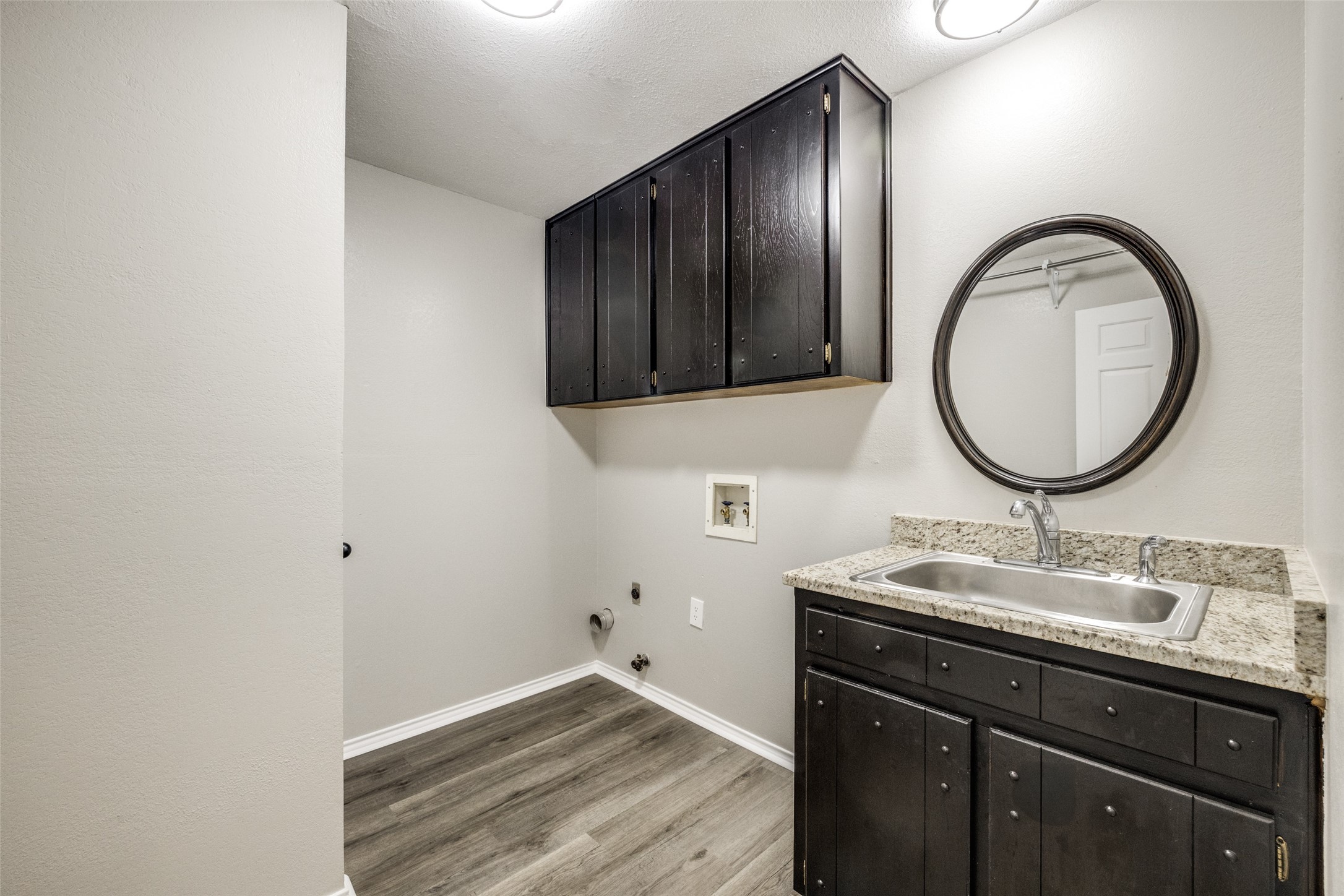 101 Circleview Drive S