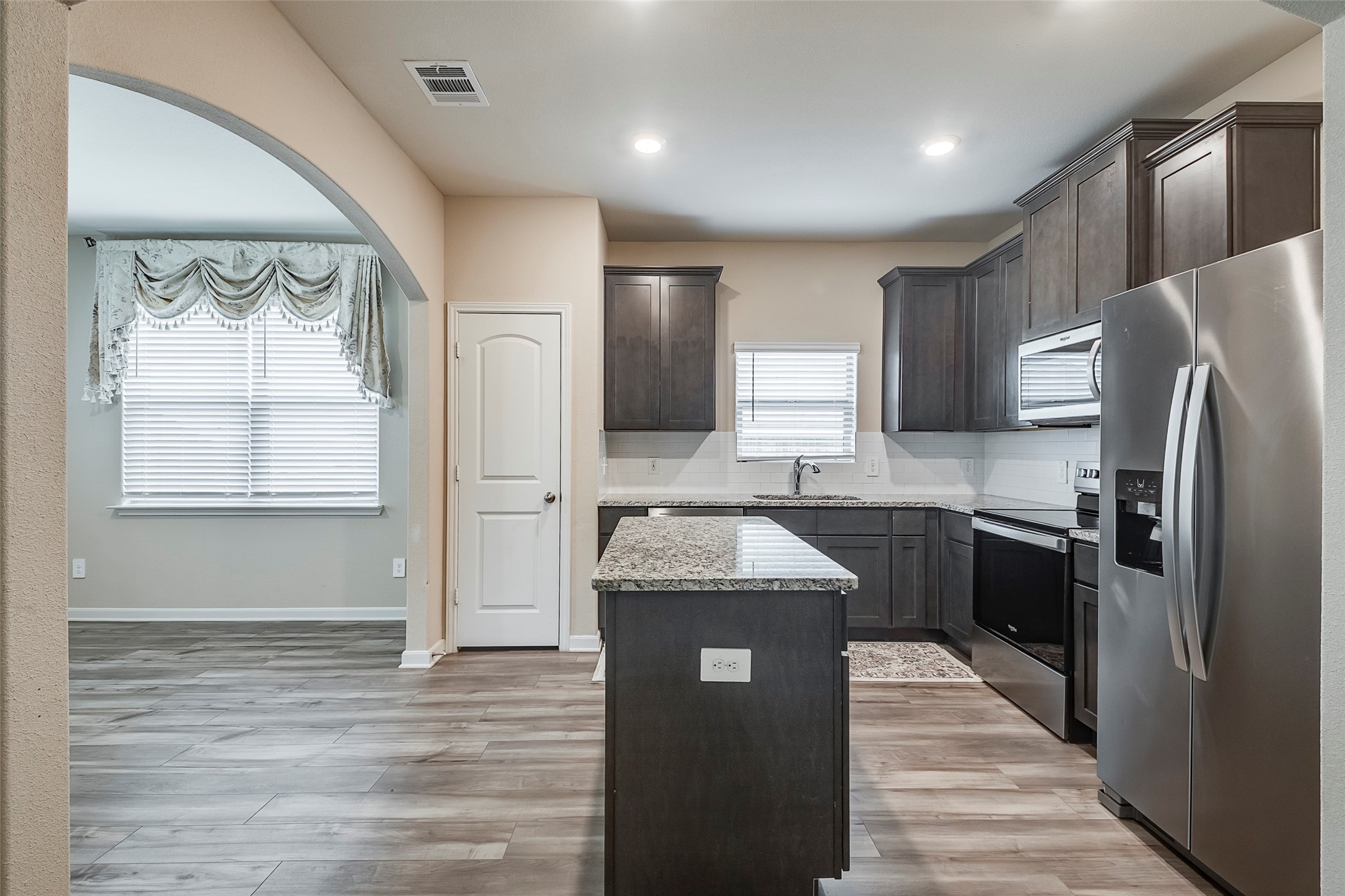 220 Ridgeland Oaks Drive