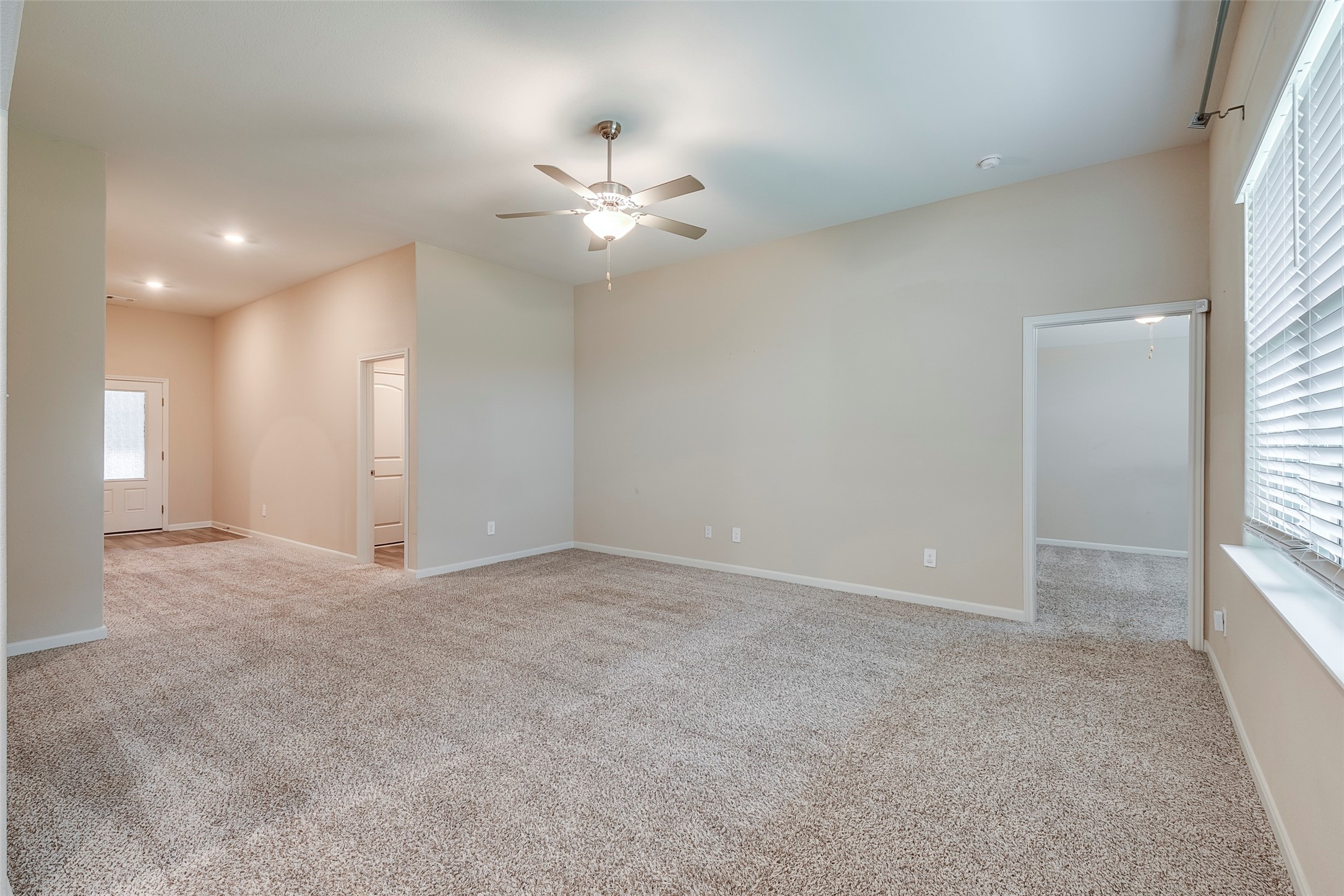 220 Ridgeland Oaks Drive