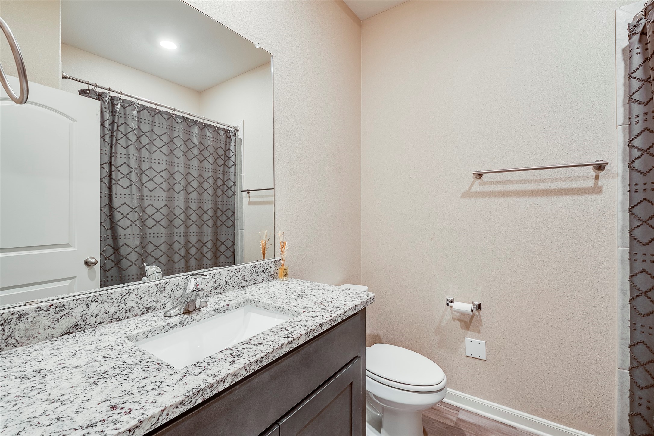 220 Ridgeland Oaks Drive