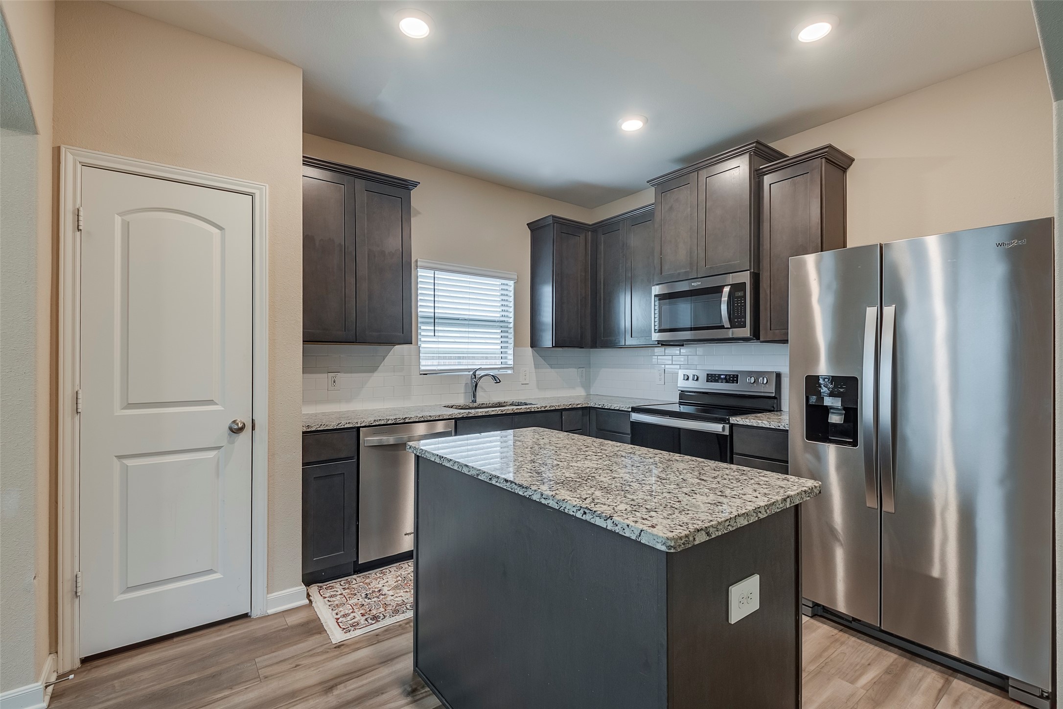 220 Ridgeland Oaks Drive