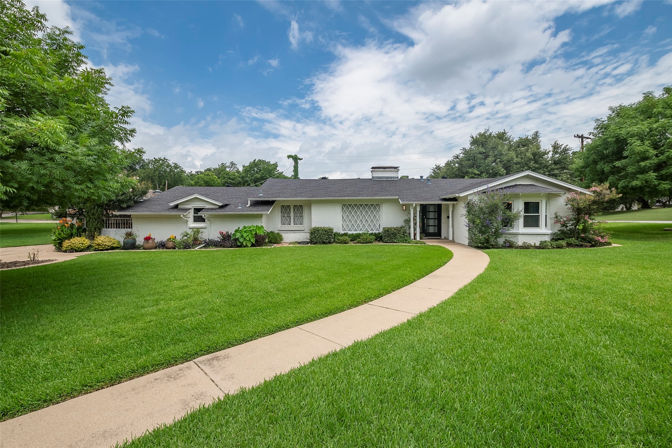 4141 Shannon Drive