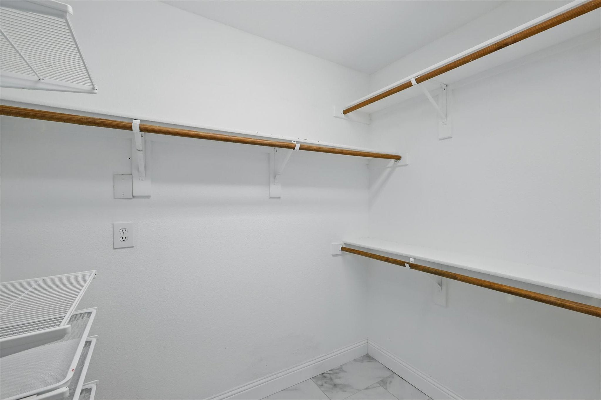 4704 Misty Ridge Drive