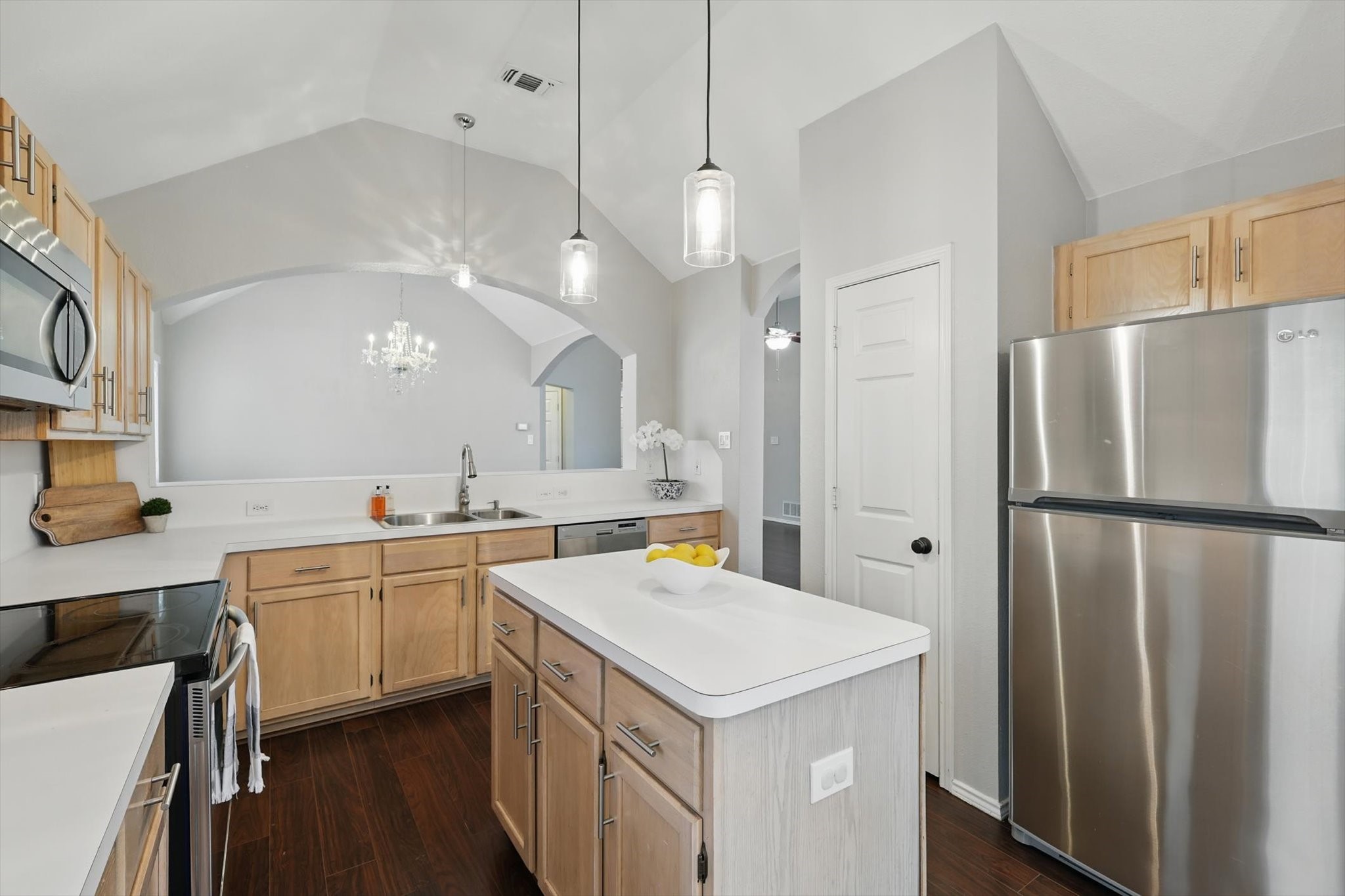 4704 Misty Ridge Drive