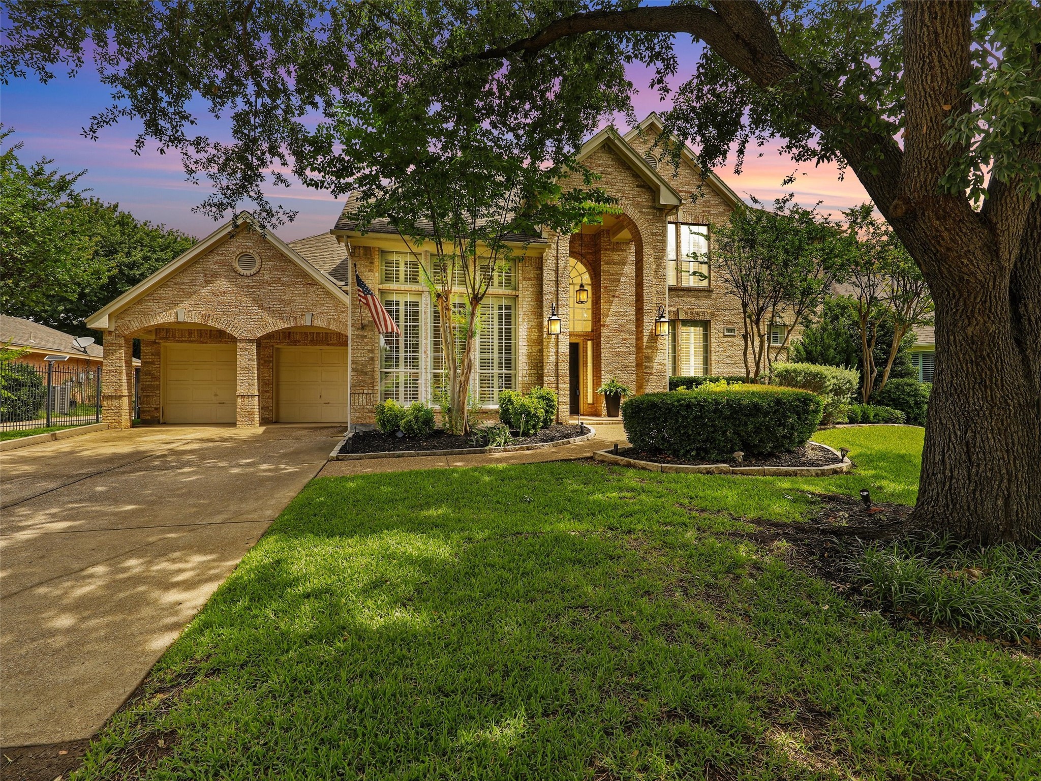 918 Midland Creek Drive