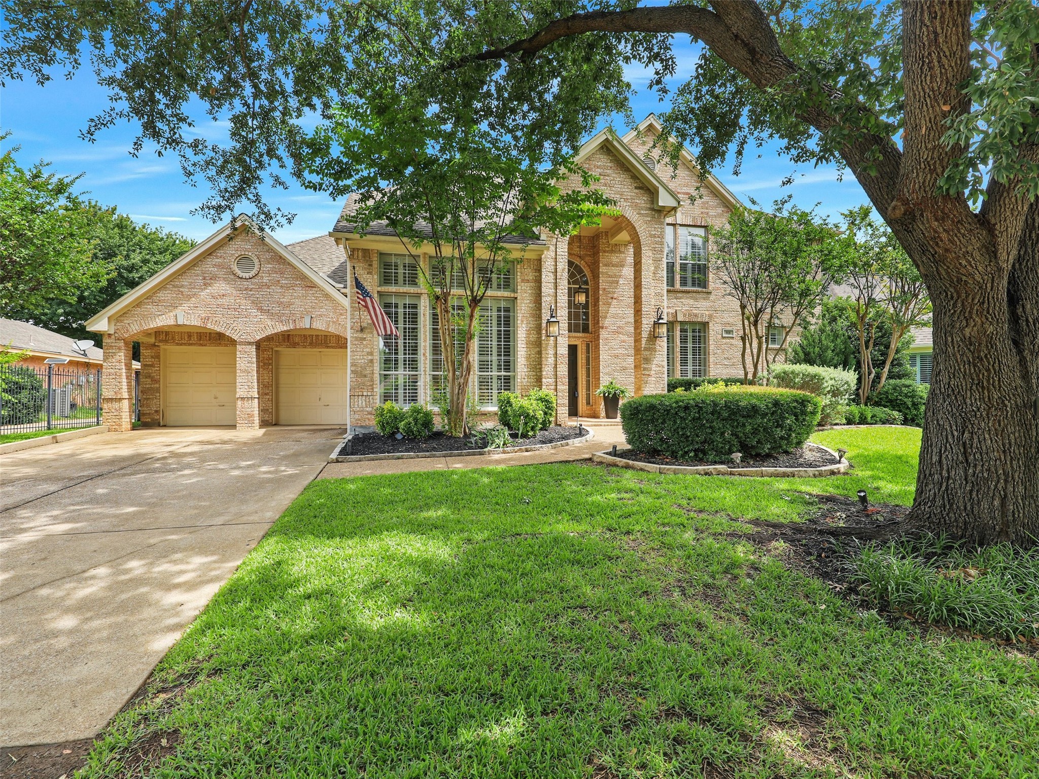 918 Midland Creek Drive