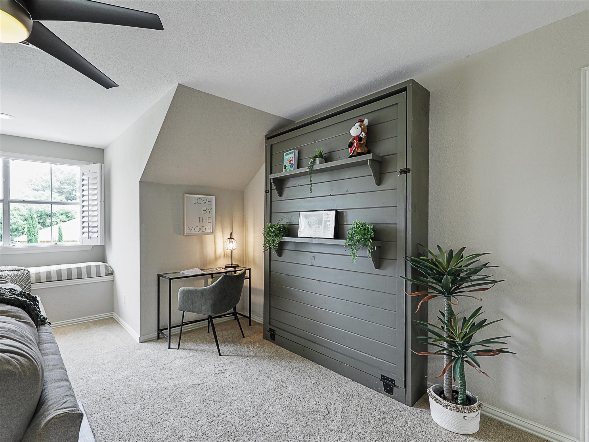 918 Midland Creek Drive