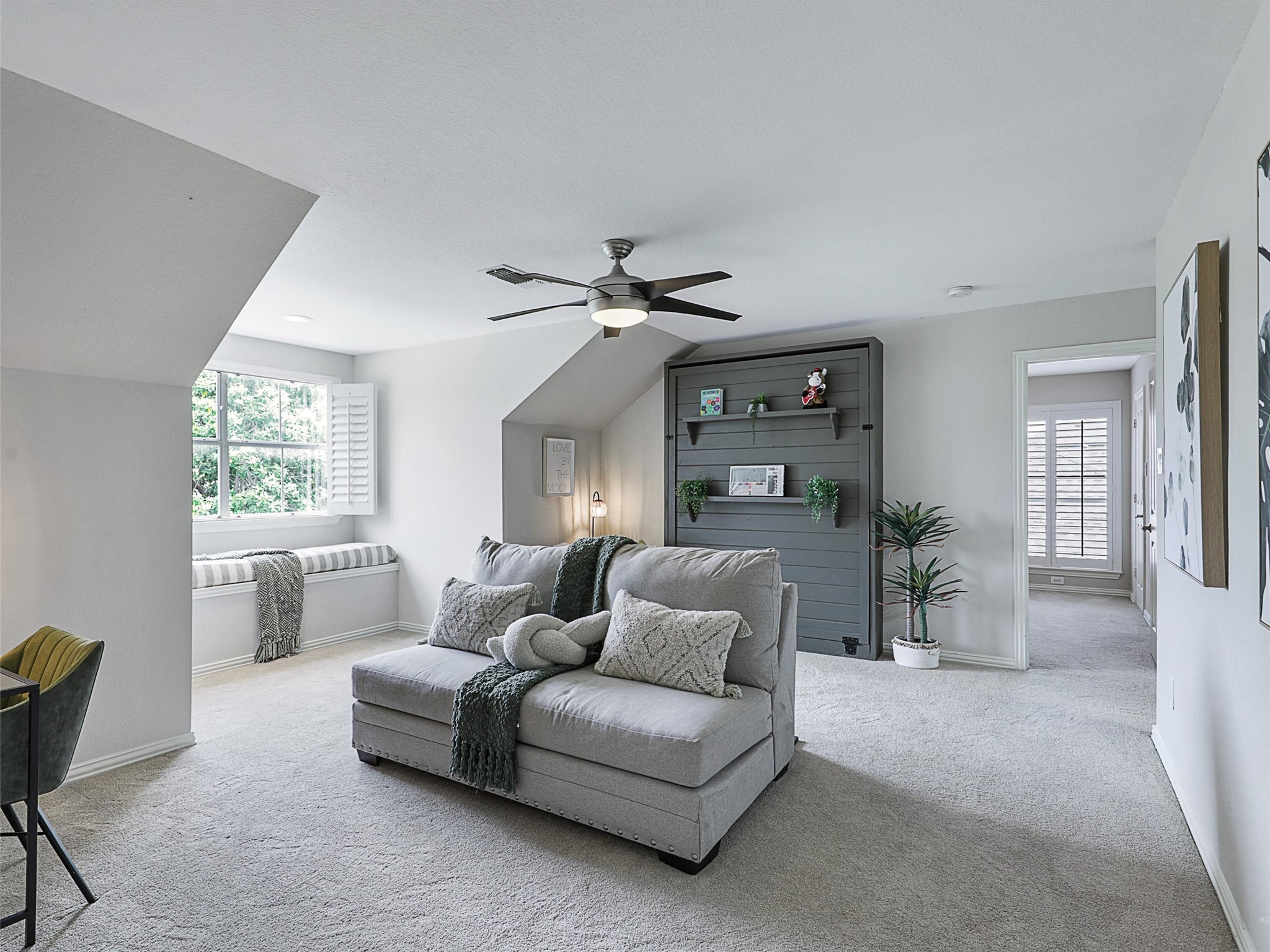 918 Midland Creek Drive