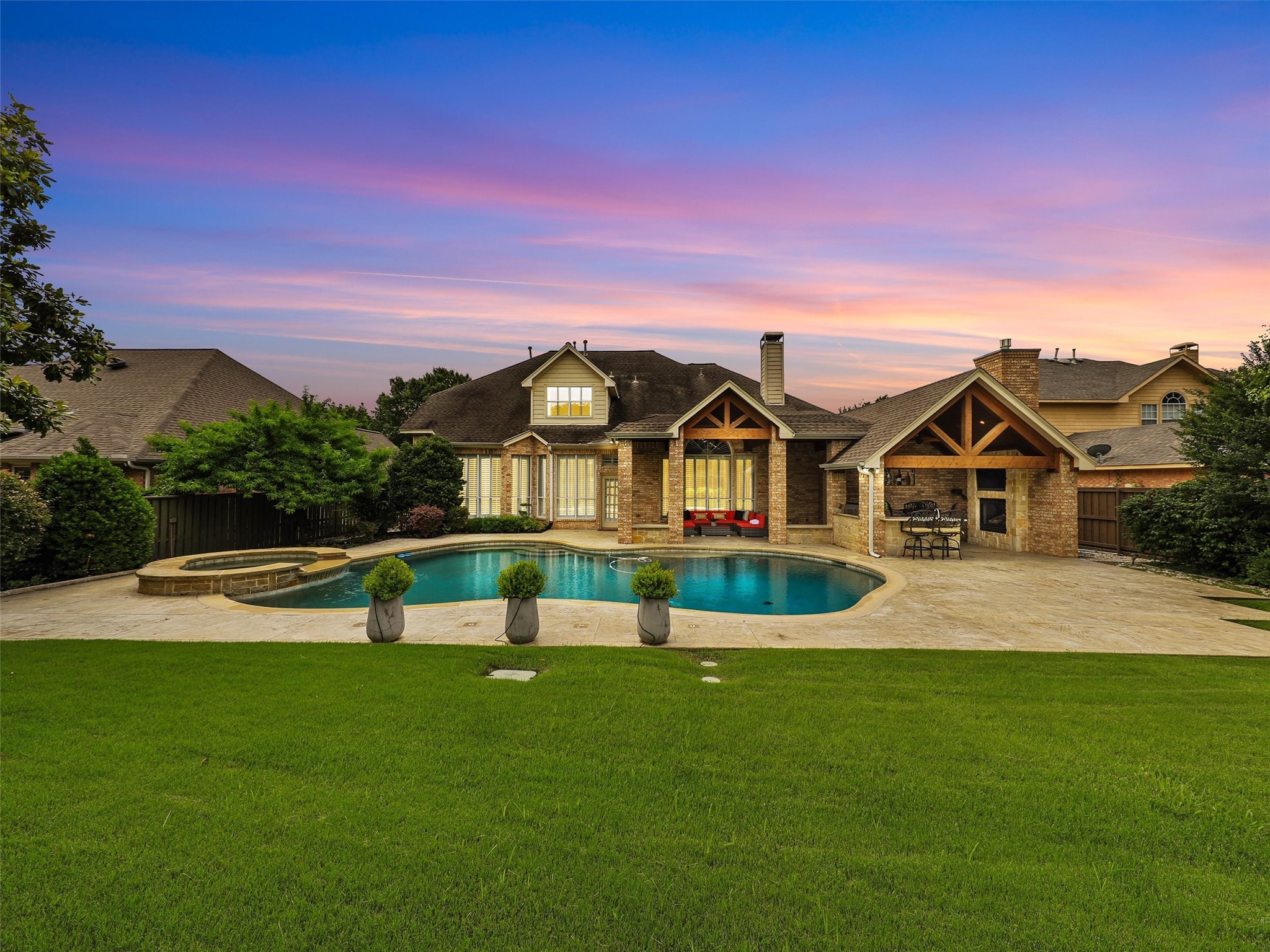 918 Midland Creek Drive