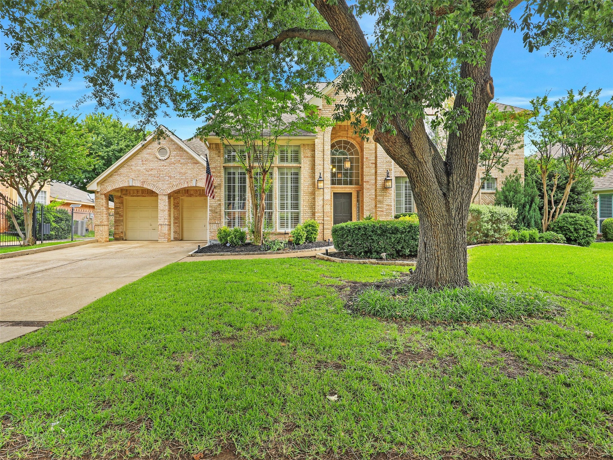 918 Midland Creek Drive