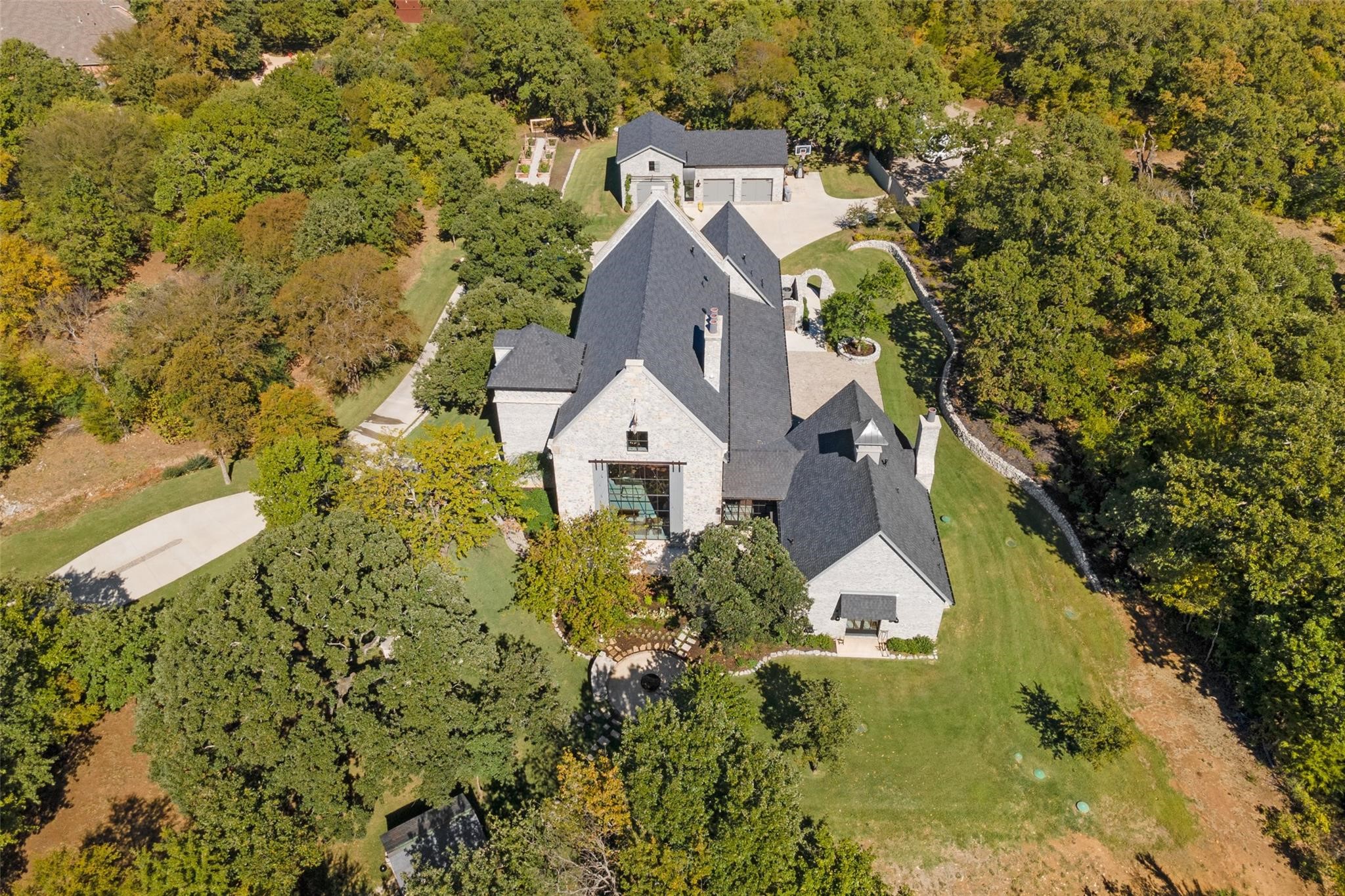 1500 Lakeview Boulevard