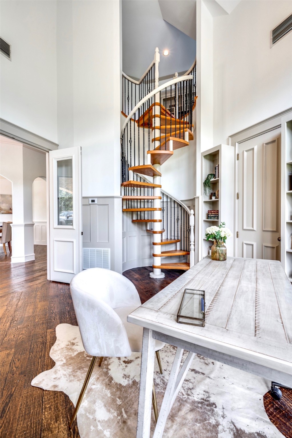 800 Manor Drive