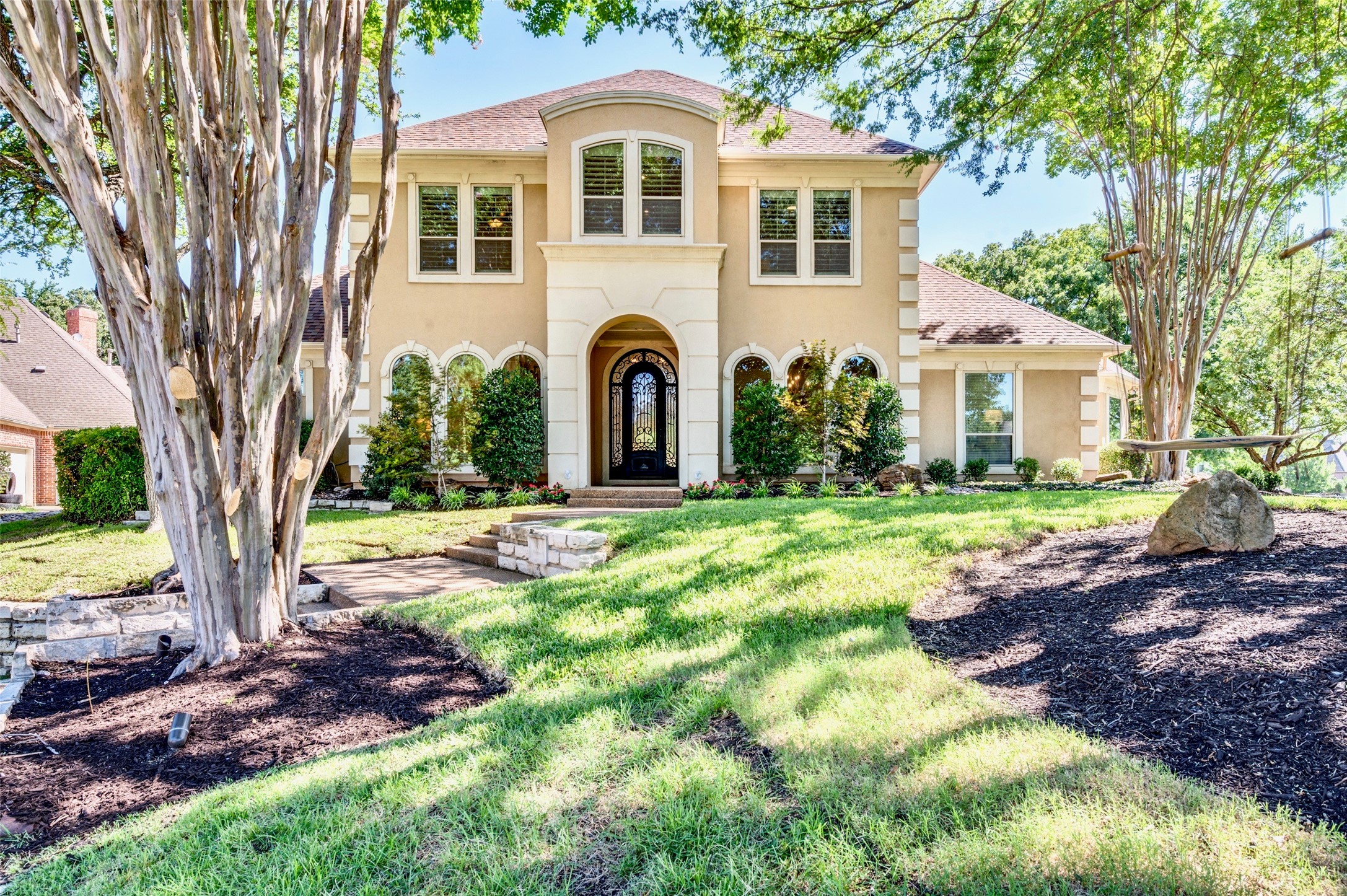 800 Windmere Court