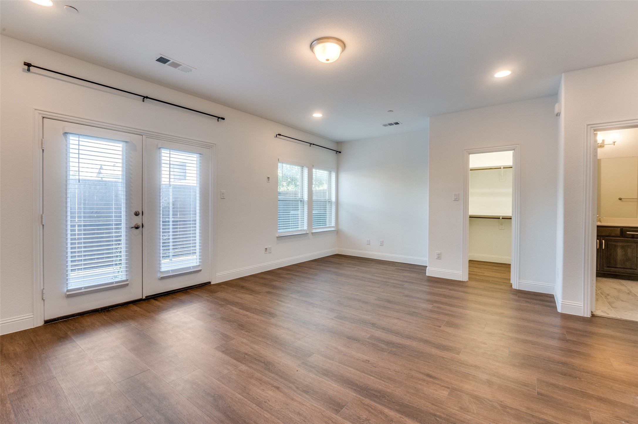 2310 Southwick Drive