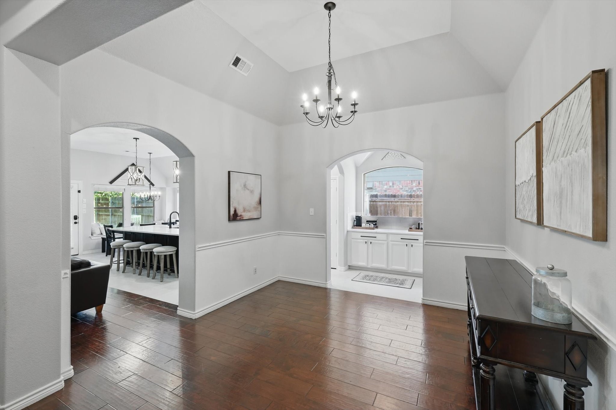 12705 Creamello Avenue