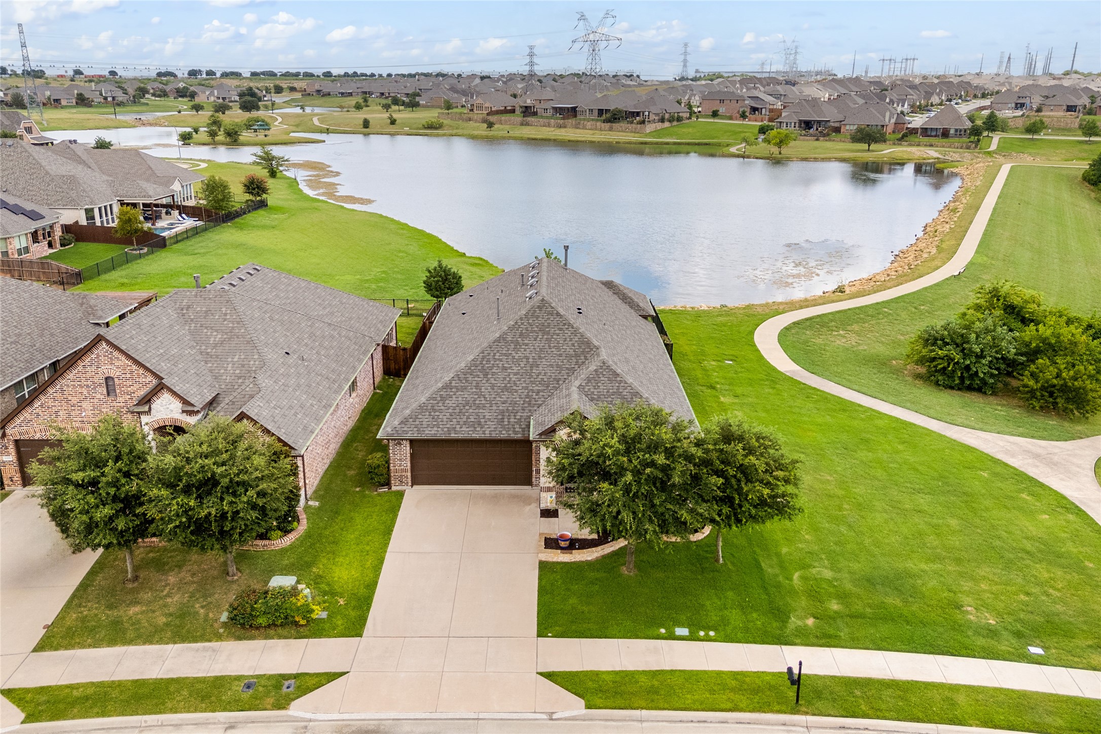 4404 Green Teal Street