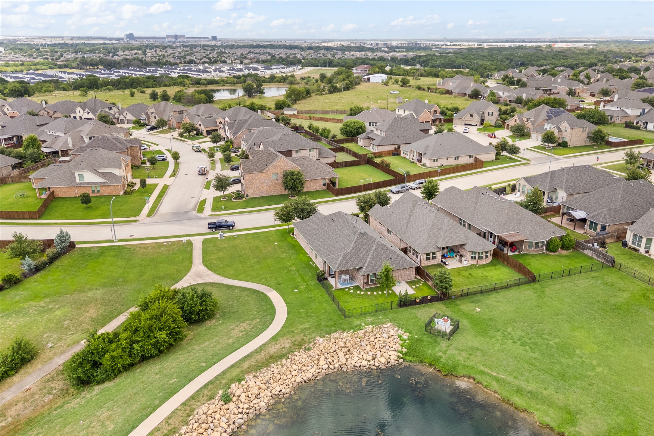 4404 Green Teal Street