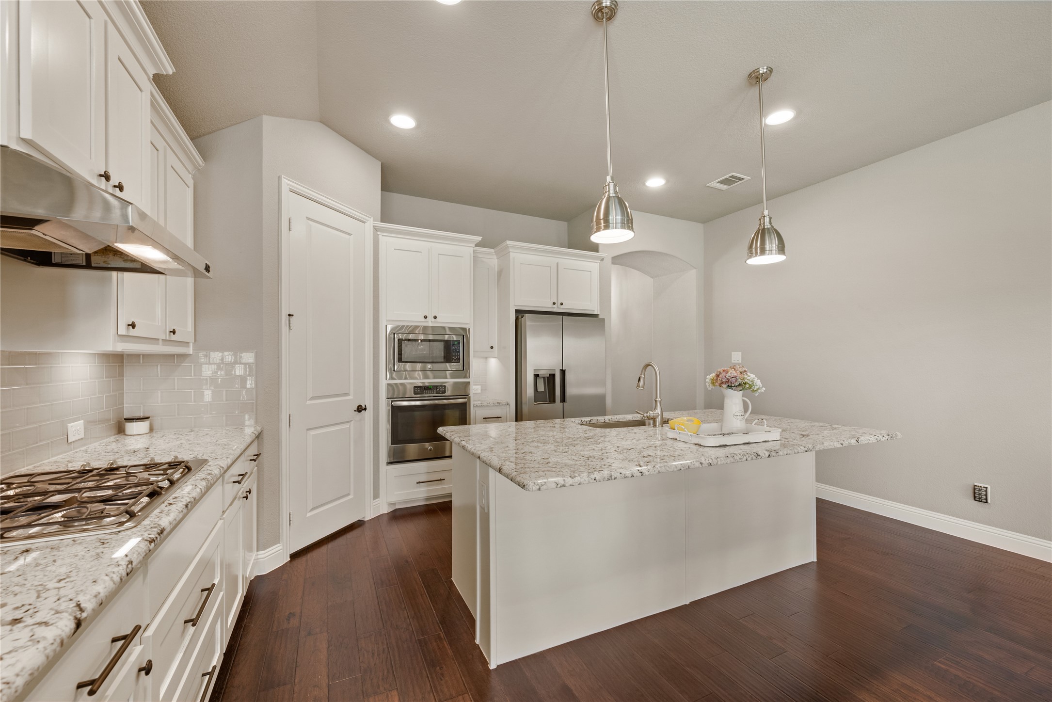 4404 Green Teal Street