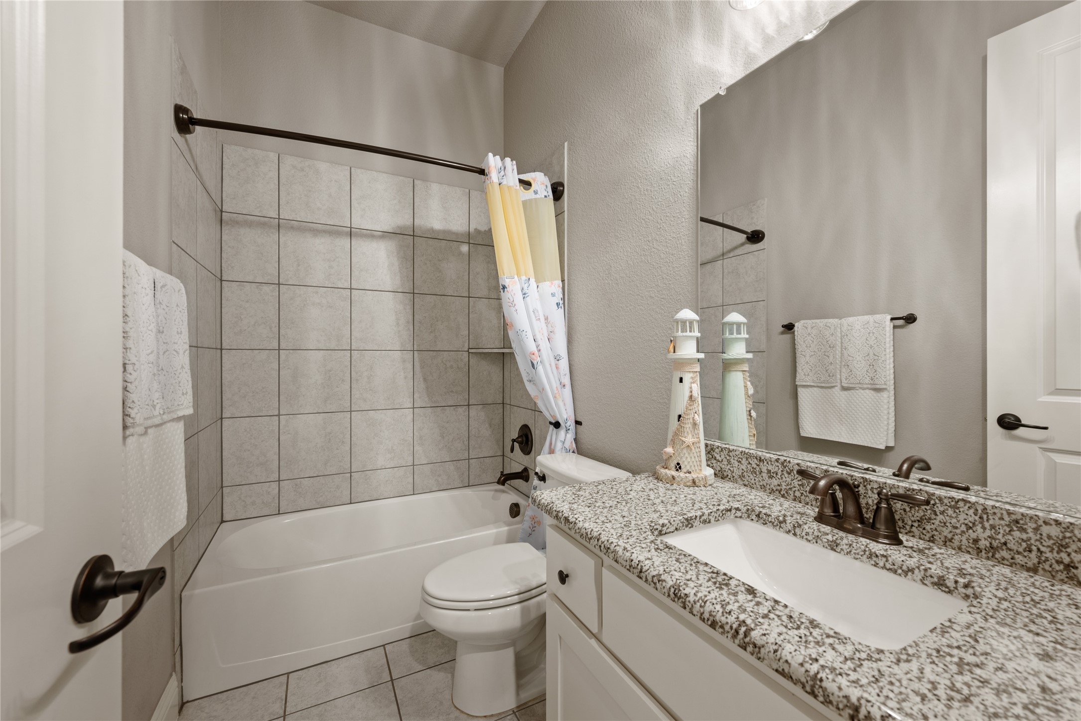 4404 Green Teal Street