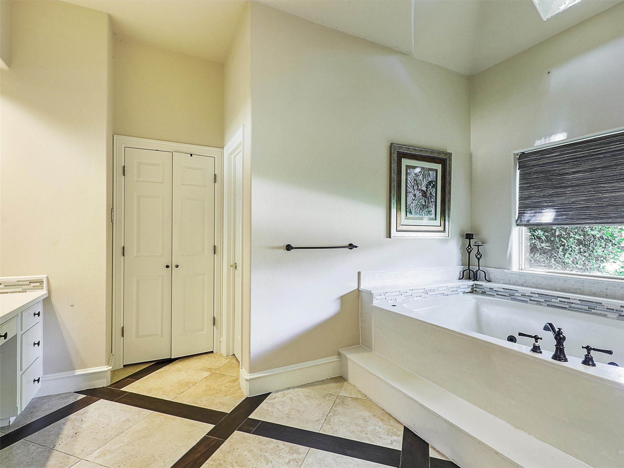 7306 Pebble Hill Drive