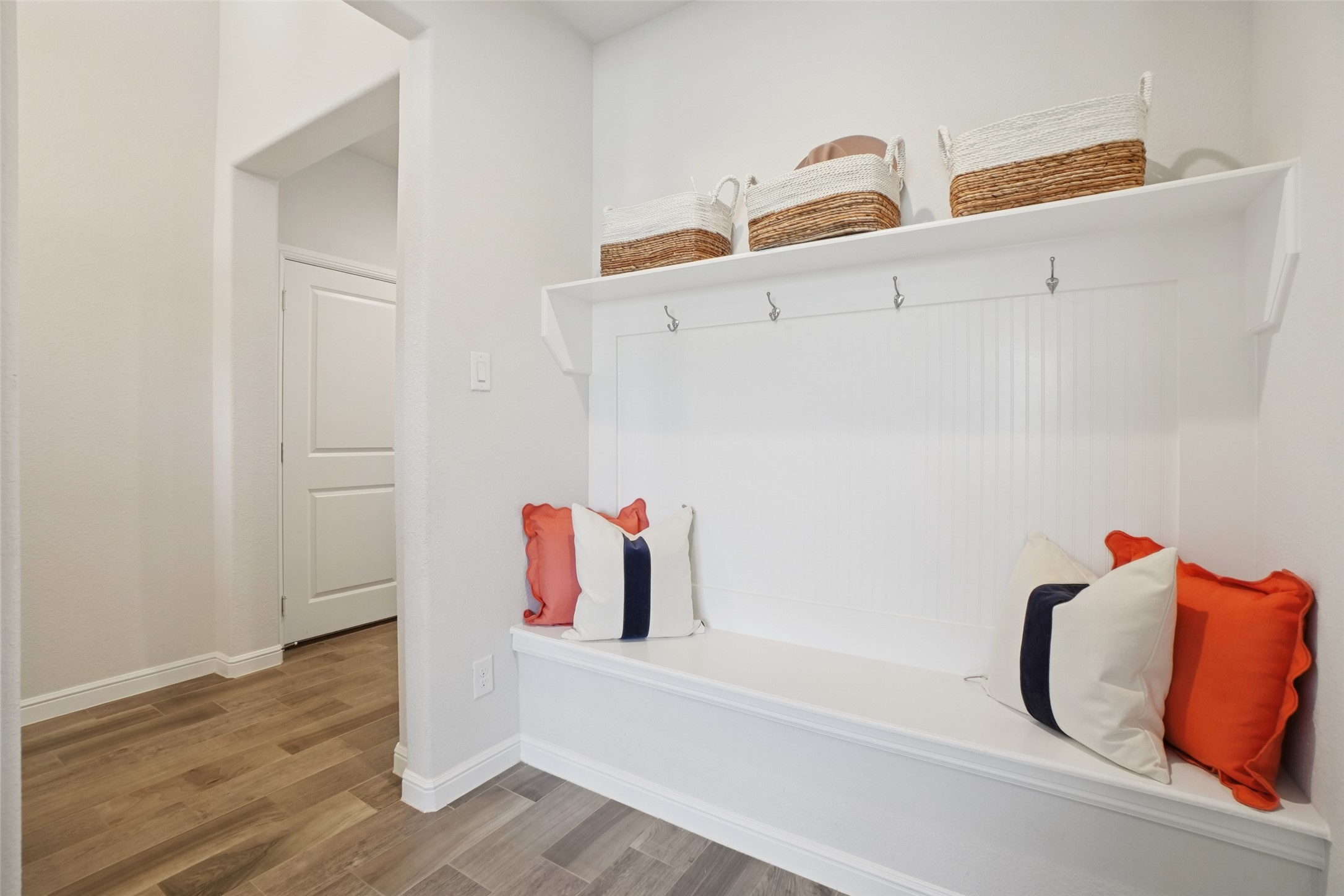 2516 Little Wonder Lane