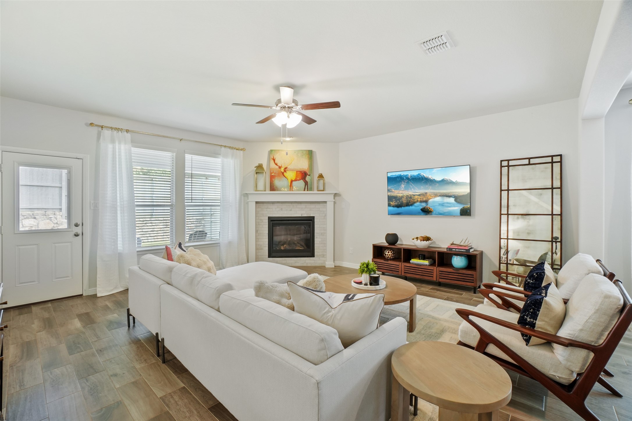 2516 Little Wonder Lane