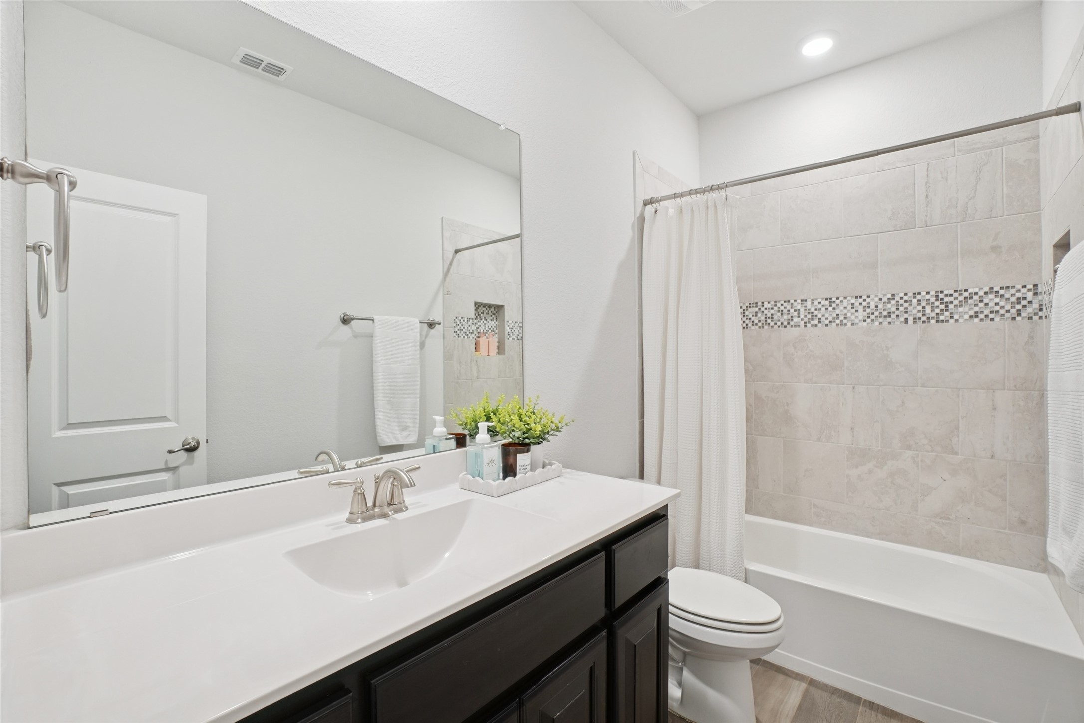 2516 Little Wonder Lane