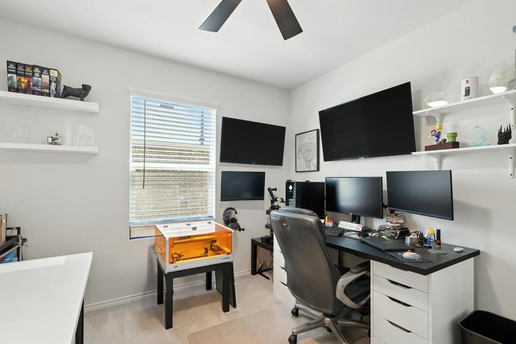 1945 Huisache Street