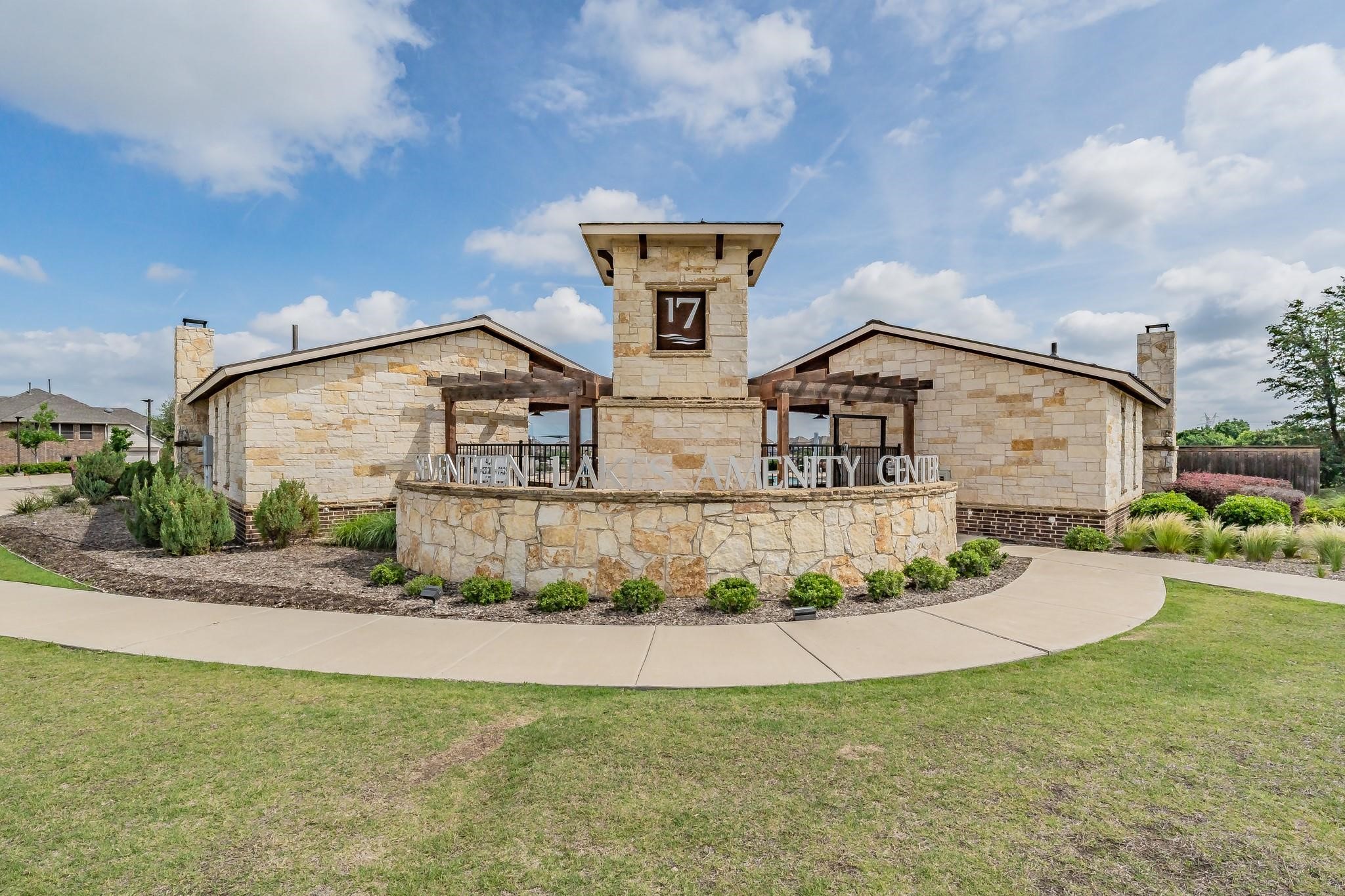 14901 Seventeen Lakes Boulevard