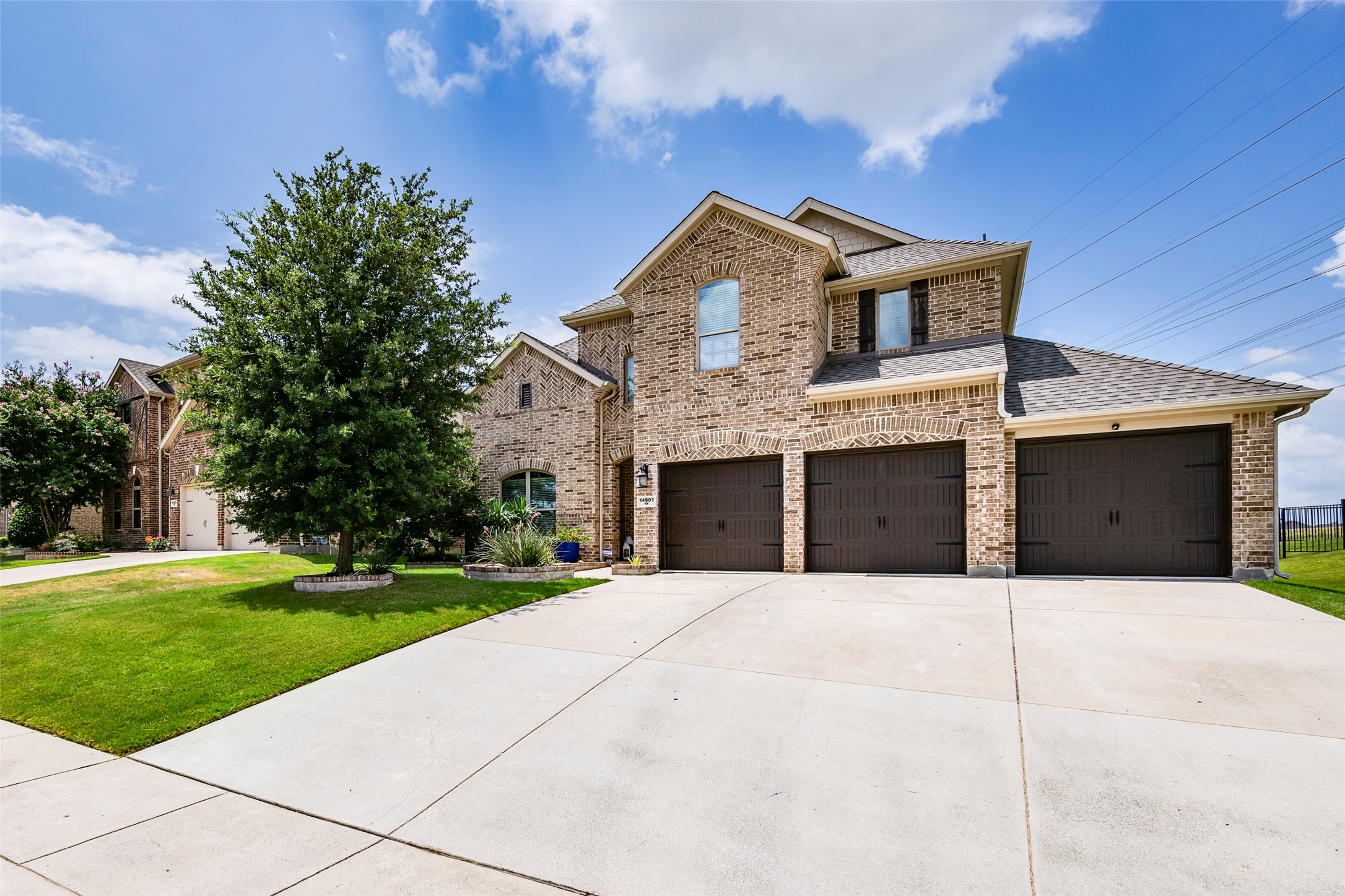 14901 Seventeen Lakes Boulevard