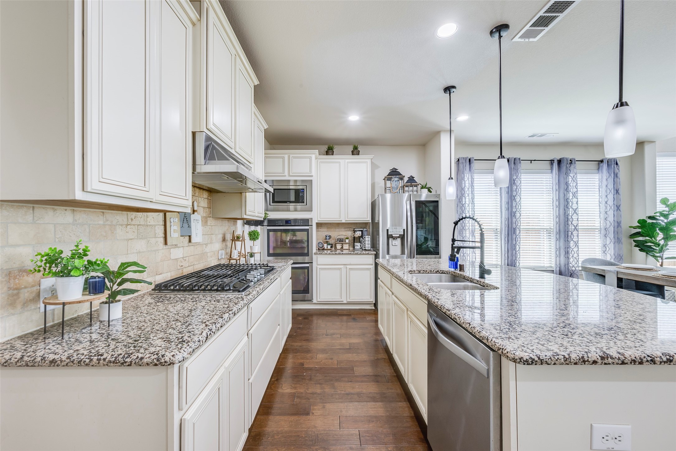 14901 Seventeen Lakes Boulevard