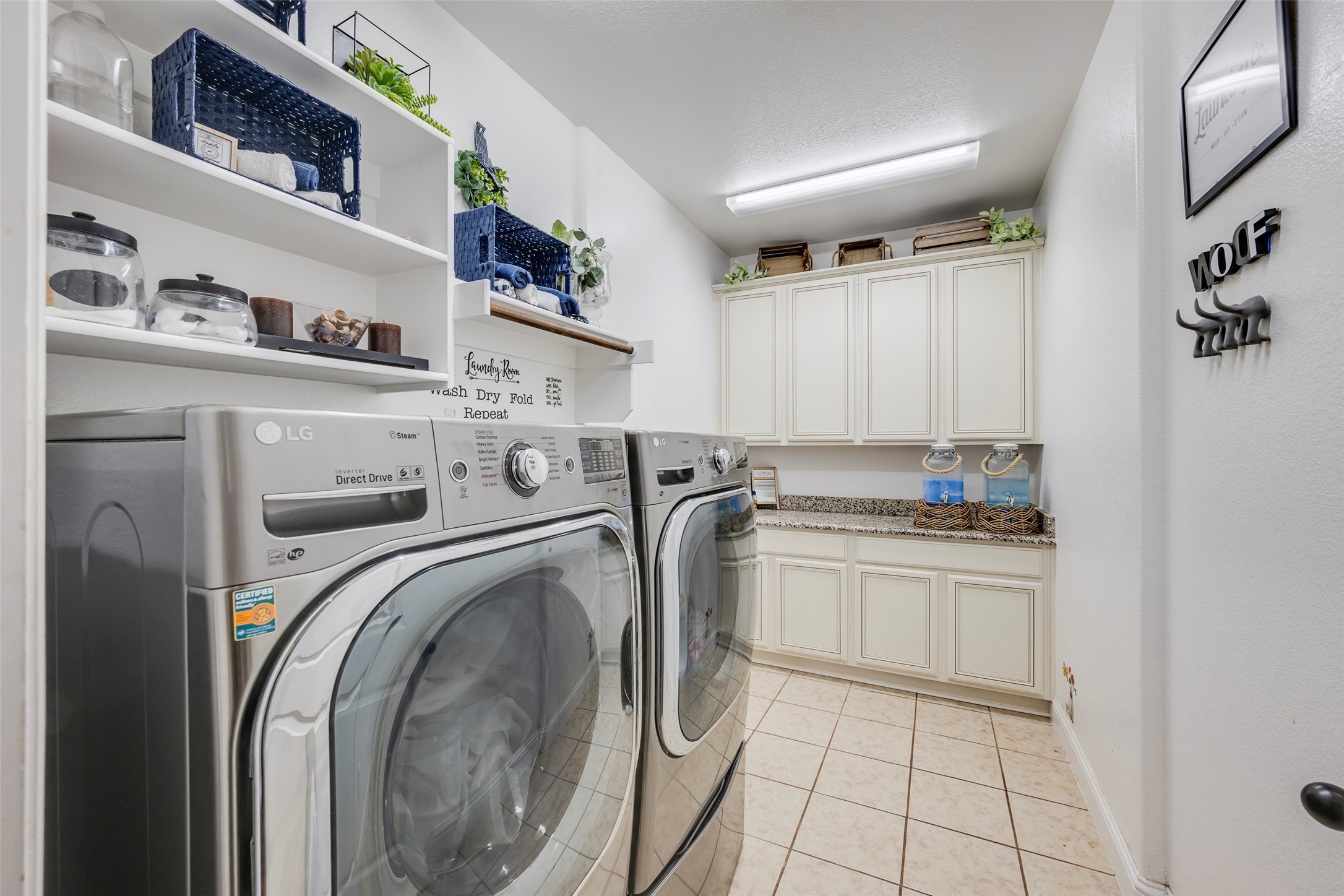 14901 Seventeen Lakes Boulevard