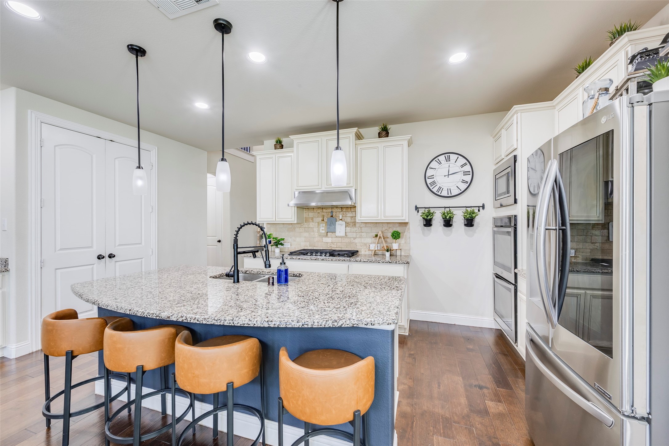 14901 Seventeen Lakes Boulevard