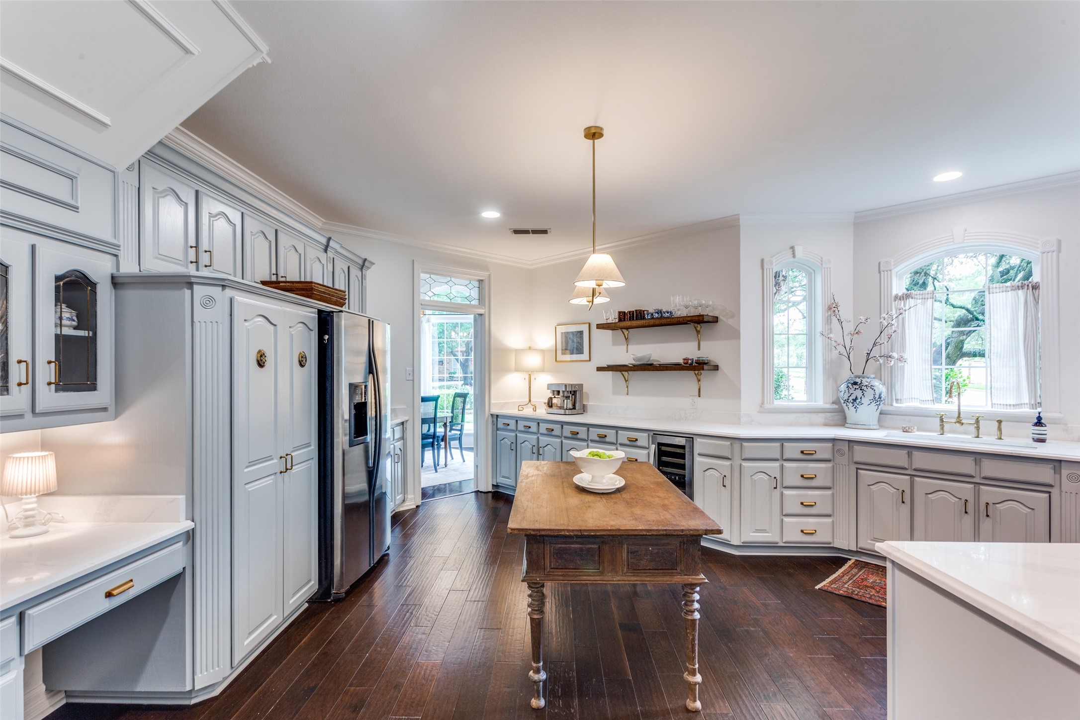 3305 St Albans Circle