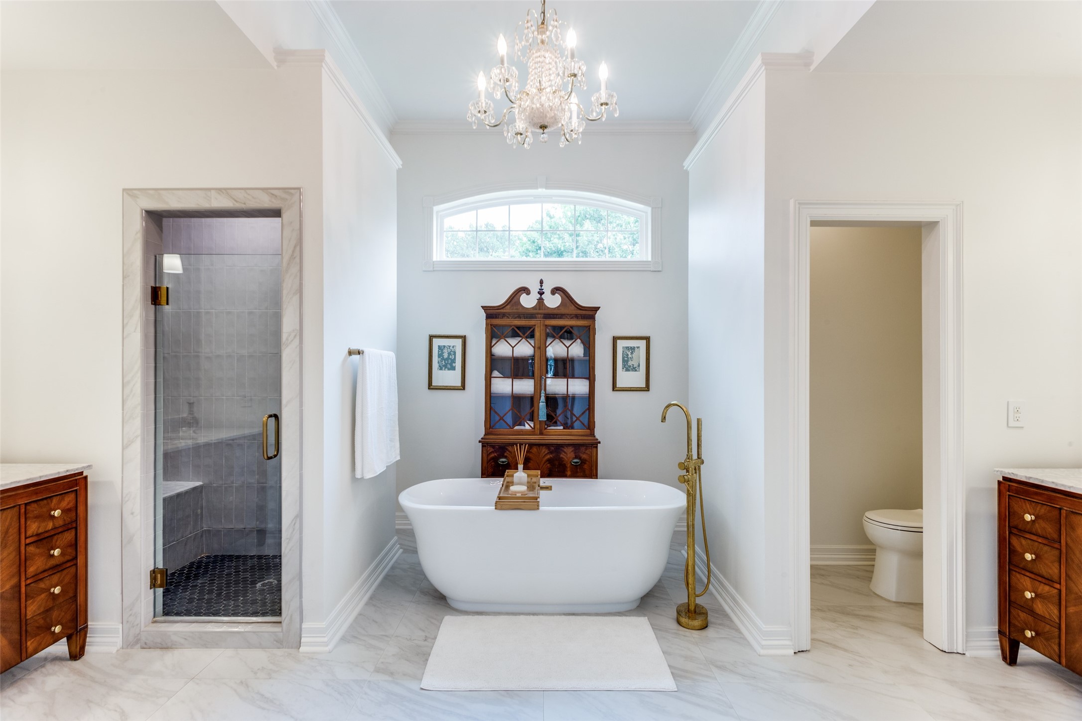 3305 St Albans Circle