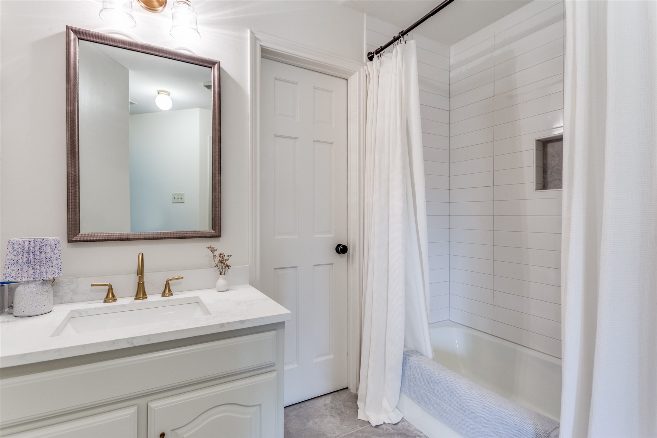 3305 St Albans Circle