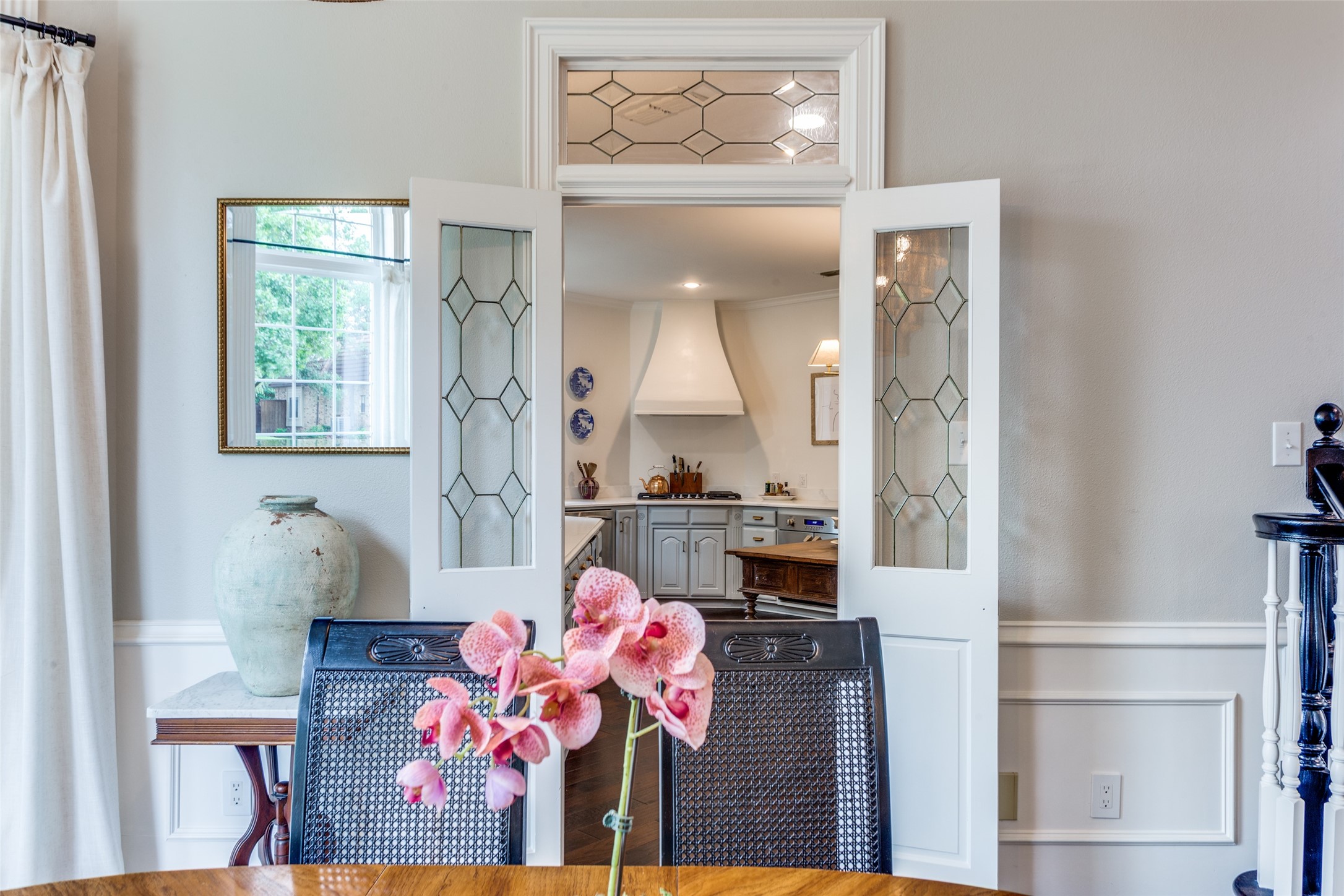 3305 St Albans Circle