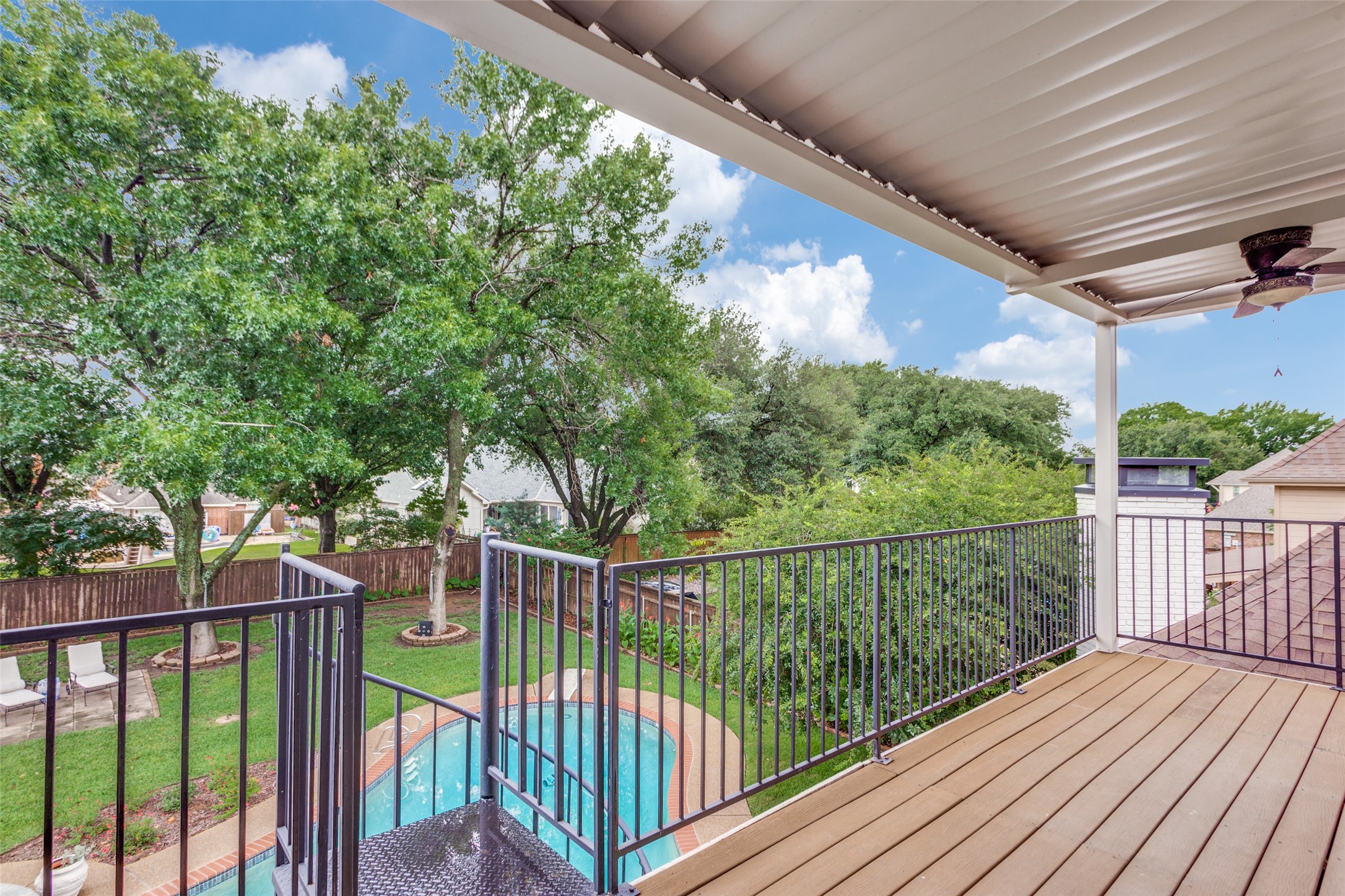 3305 St Albans Circle