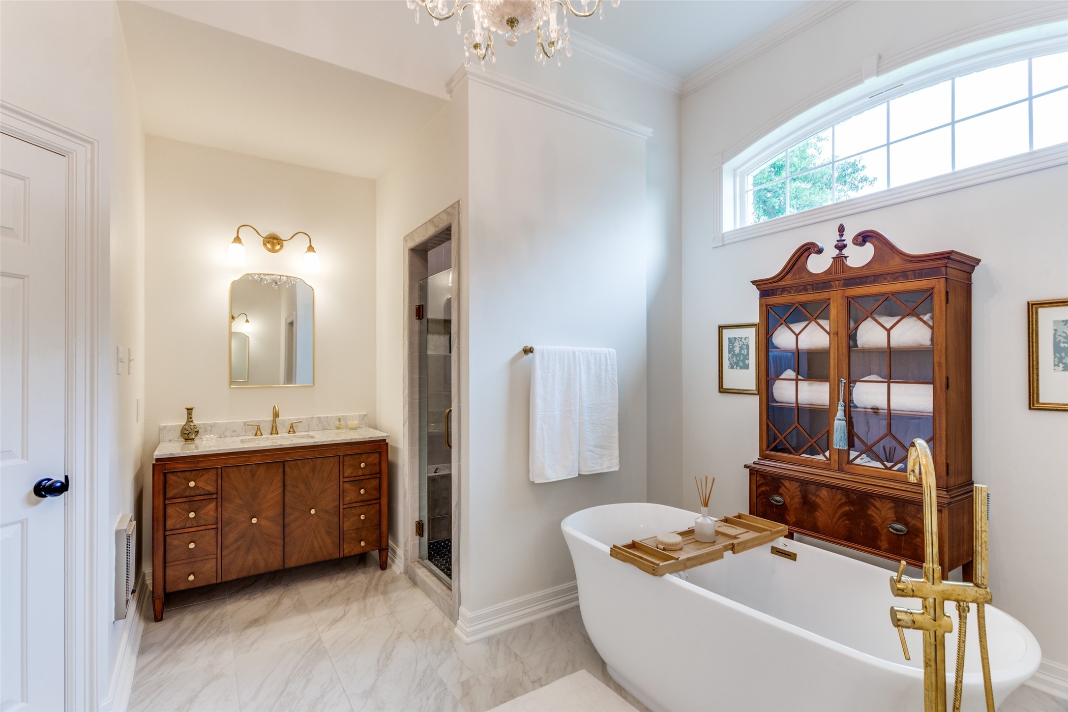 3305 St Albans Circle